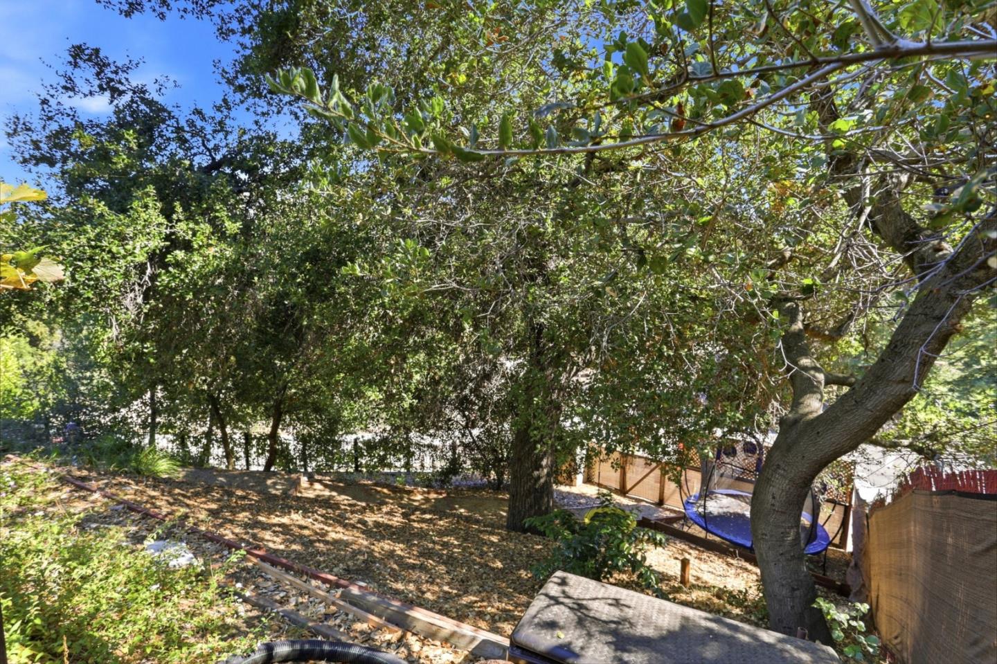 22348 Mcclellan RD