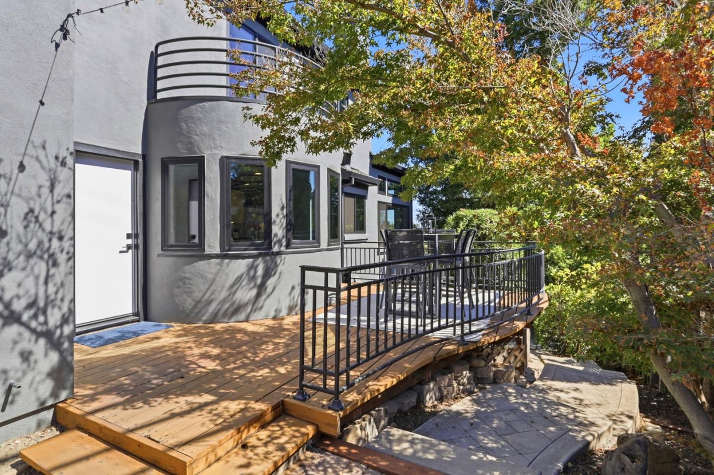 22348 Mcclellan RD