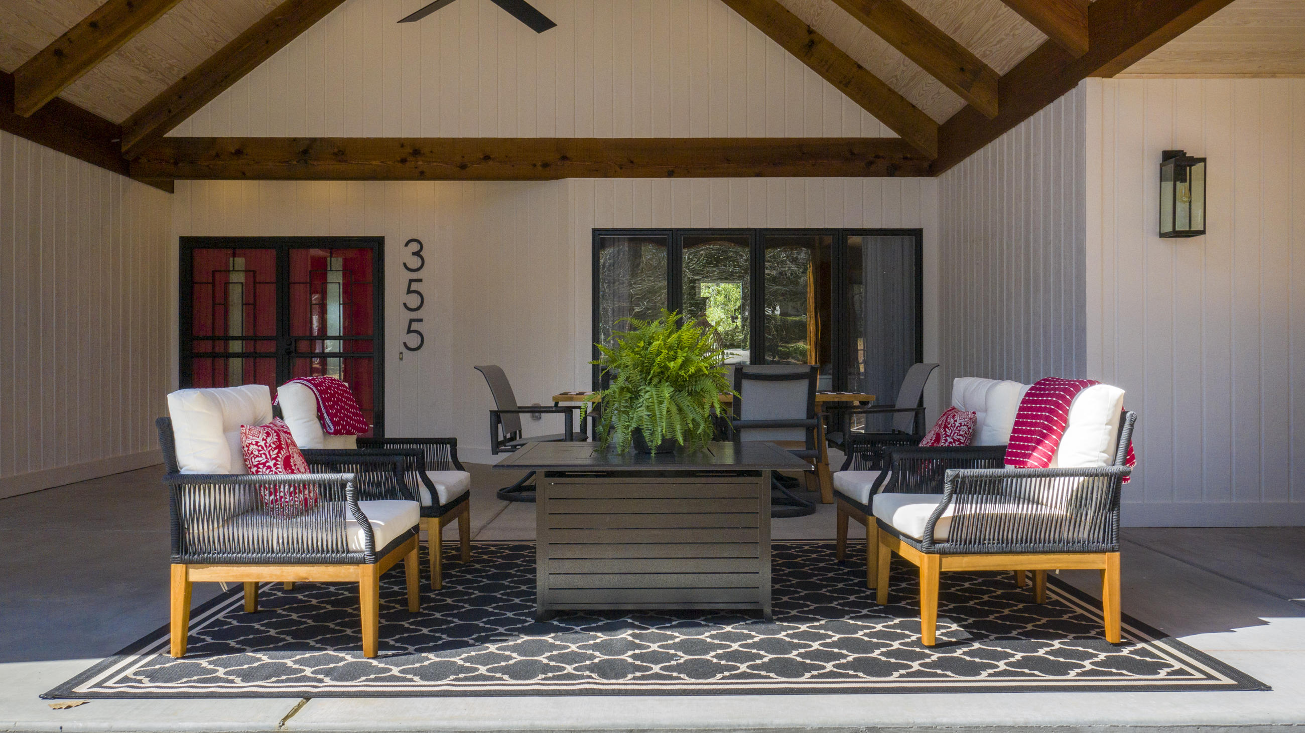 355 Lake Forest Drive SW