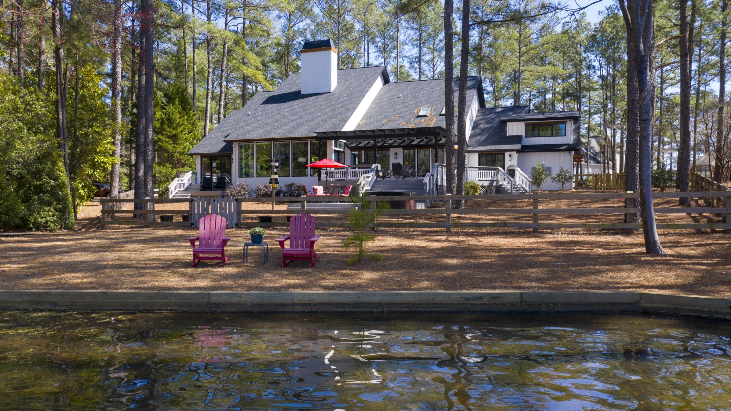 355 Lake Forest Drive SW