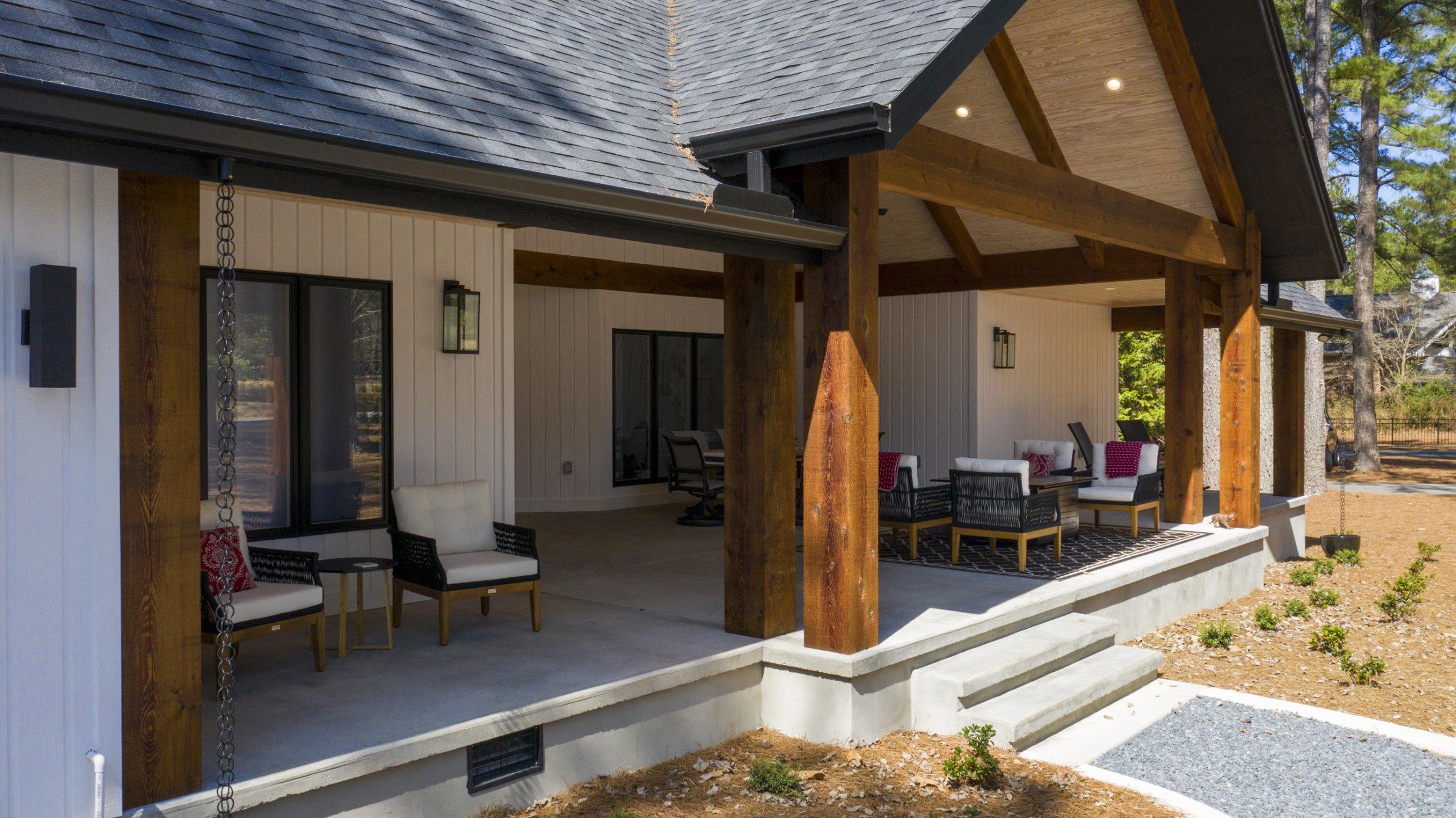 355 Lake Forest Drive SW