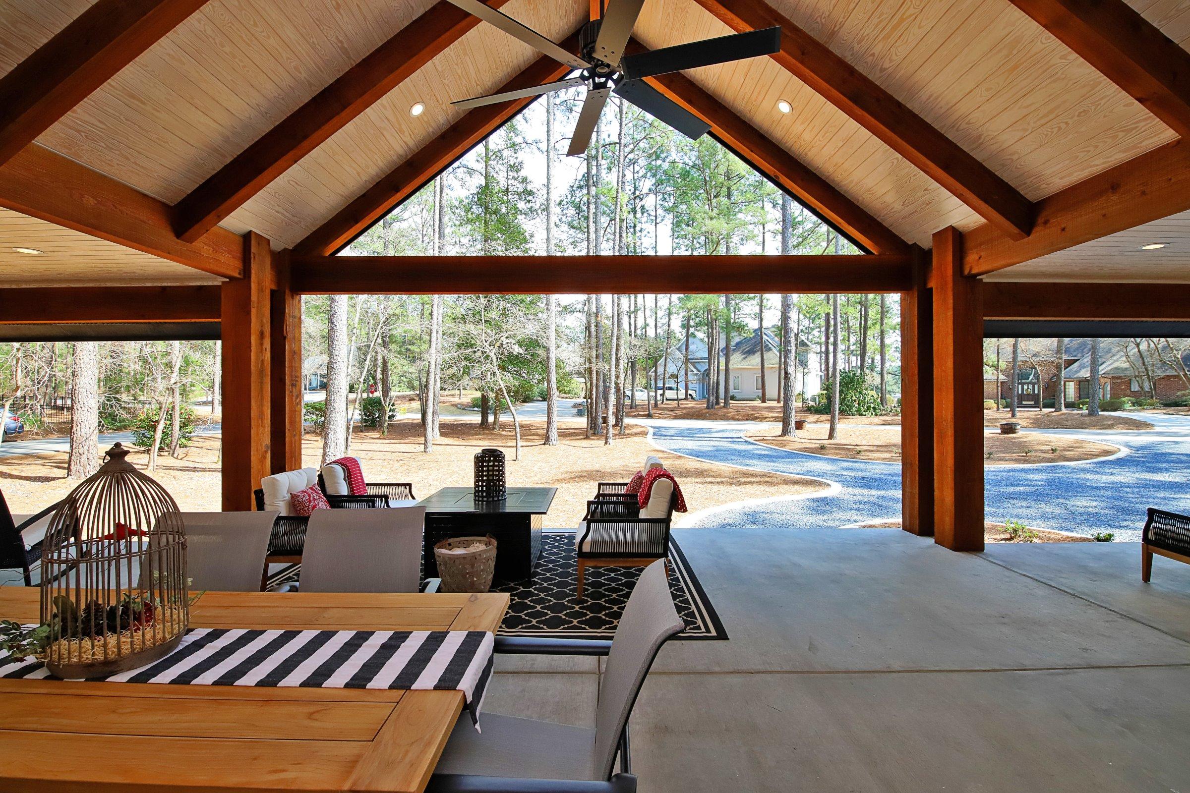 355 Lake Forest Drive SW