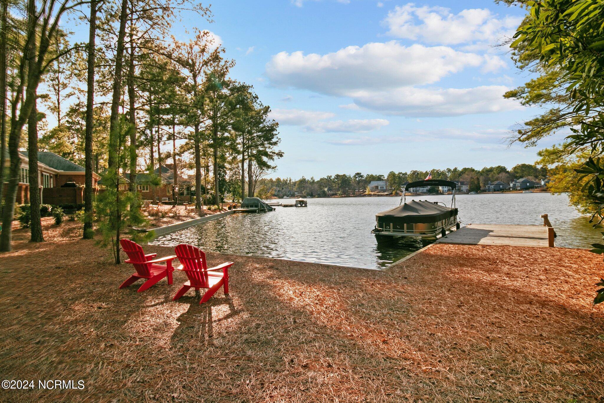 355 Lake Forest Drive SW