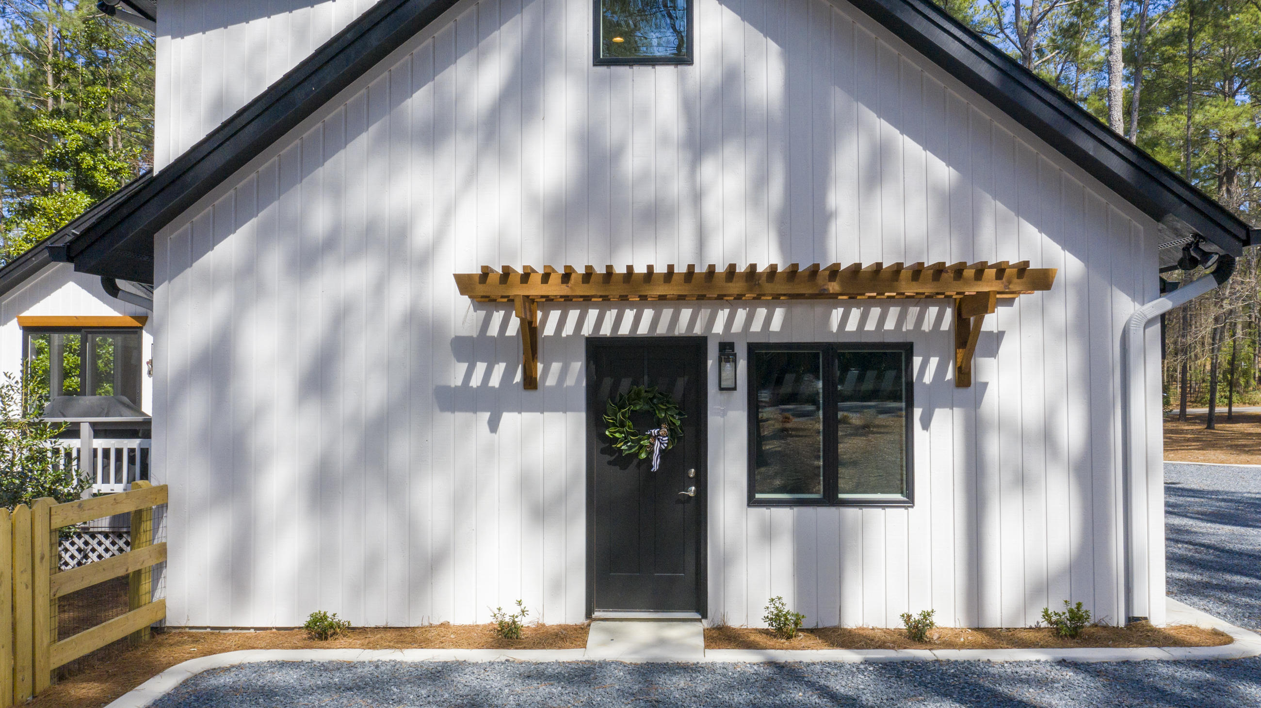 355 Lake Forest Drive SW