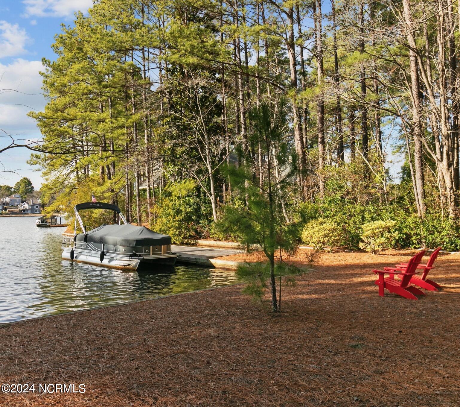 355 Lake Forest Drive SW