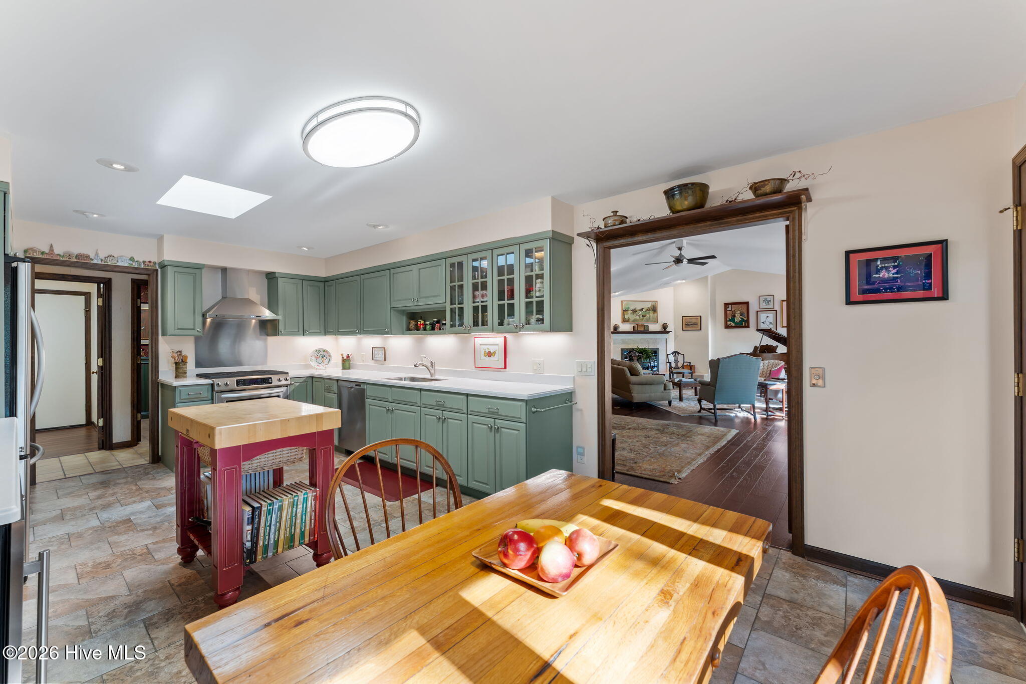 3 Mcdonald Place