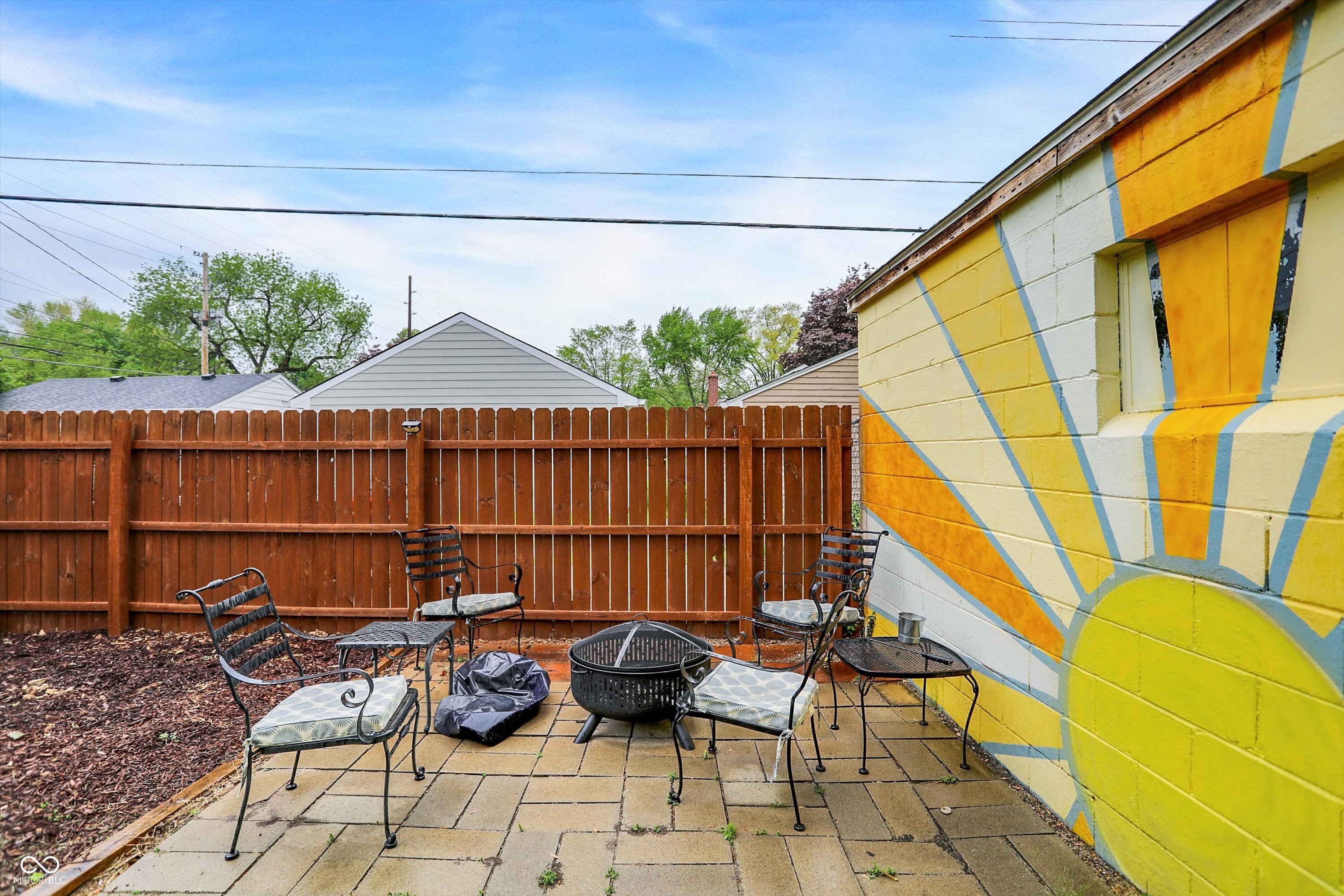 6106 Evanston Avenue