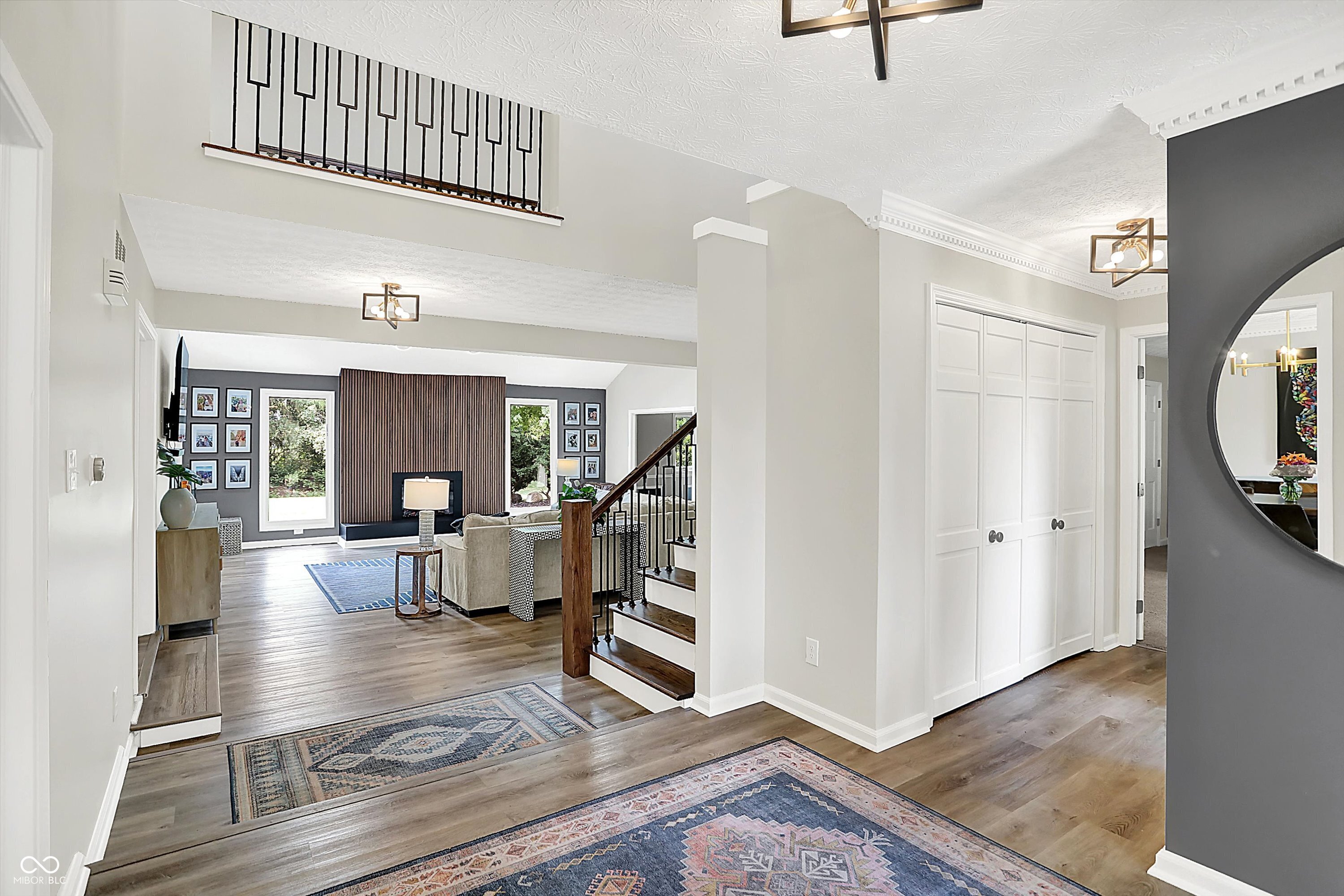 5091 Woodfield Drive