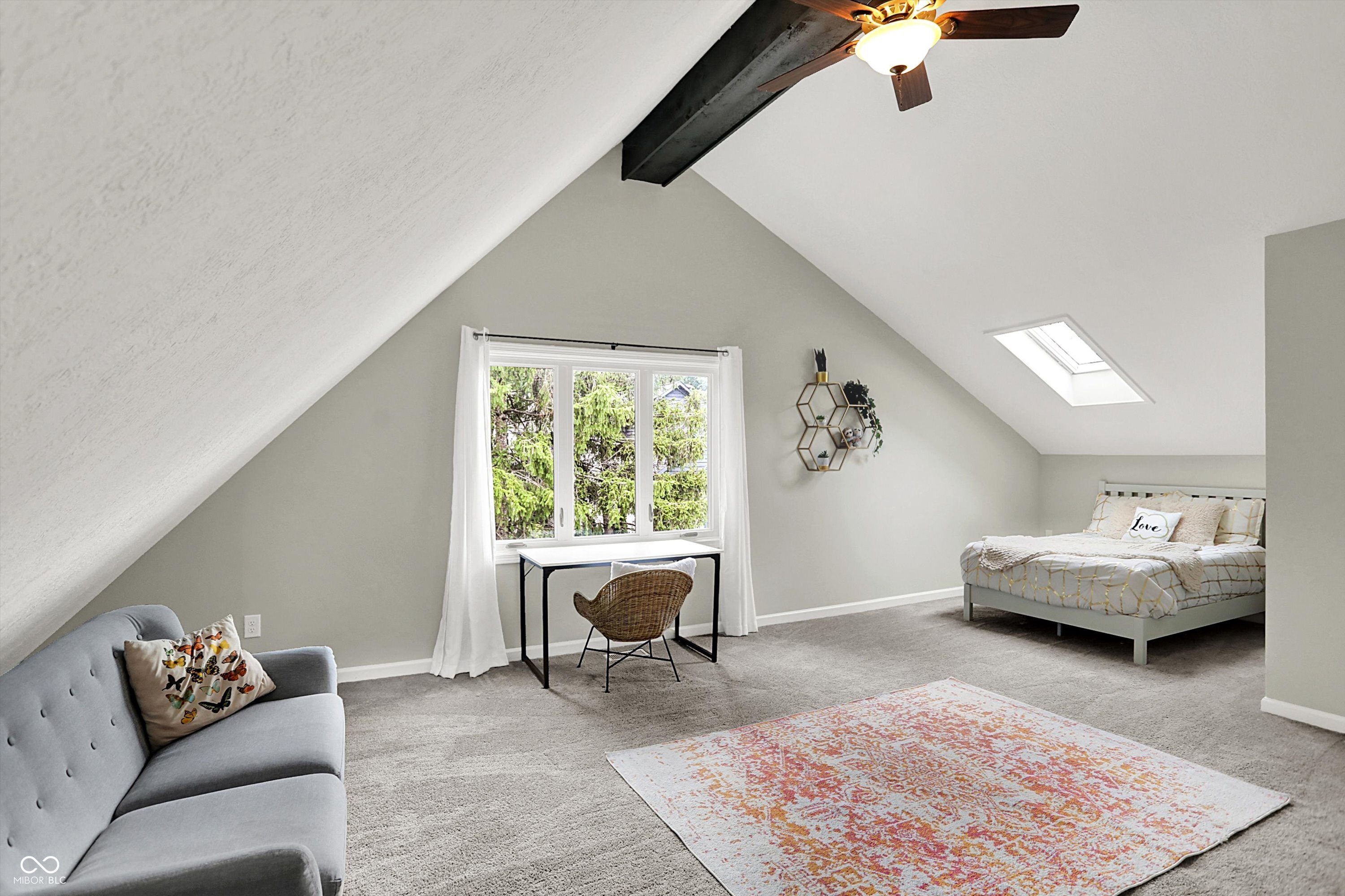 5091 Woodfield Drive