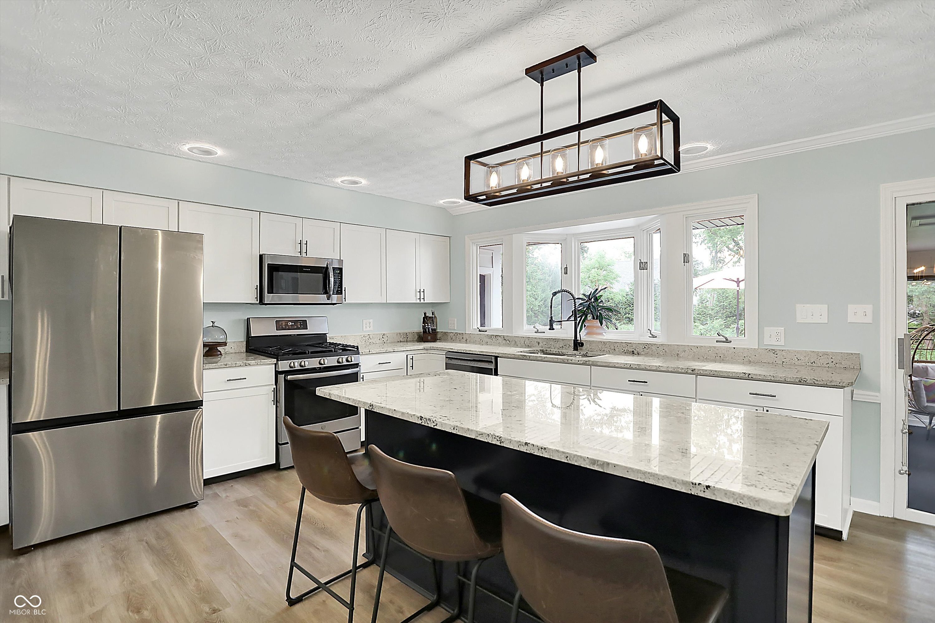 5091 Woodfield Drive