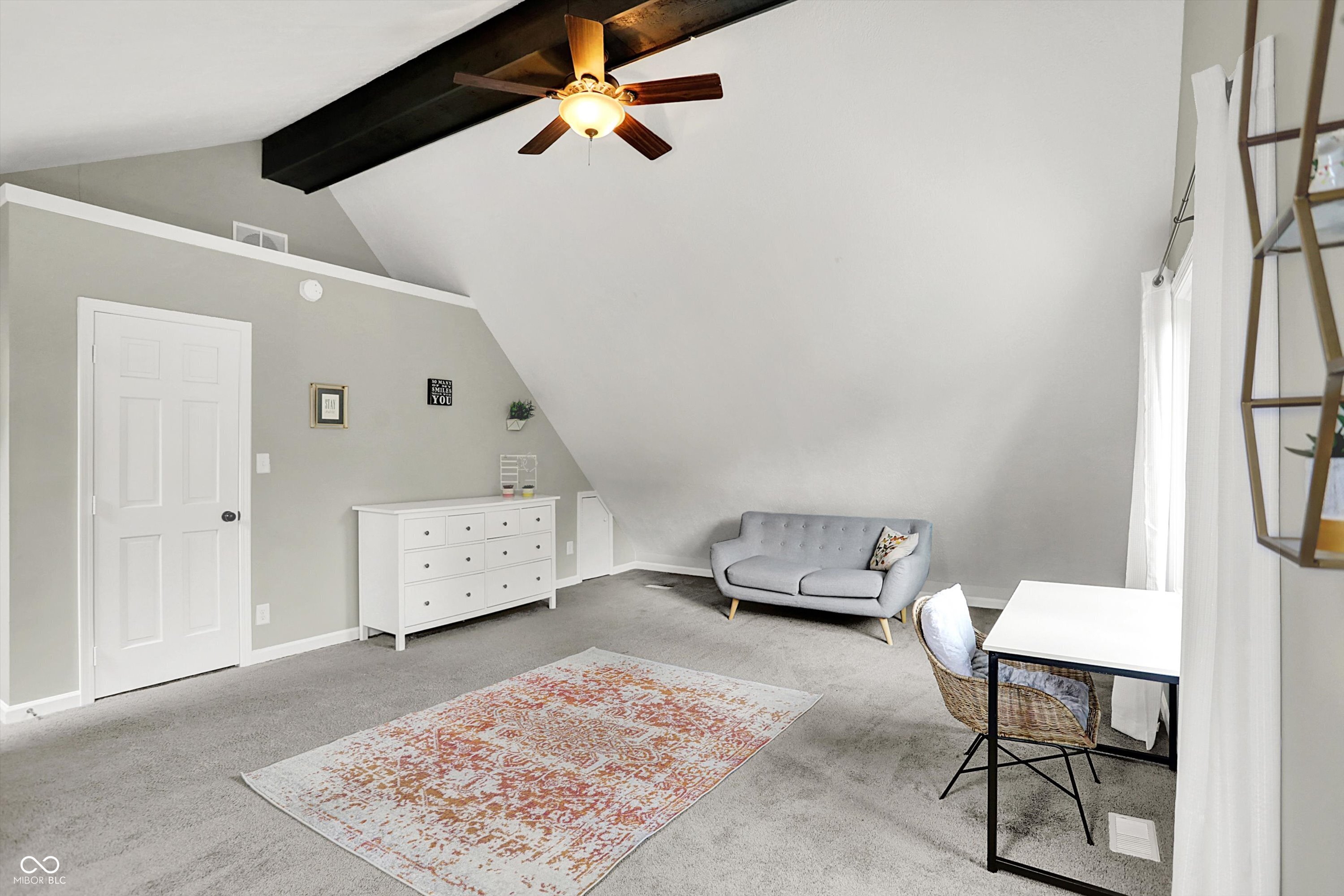 5091 Woodfield Drive