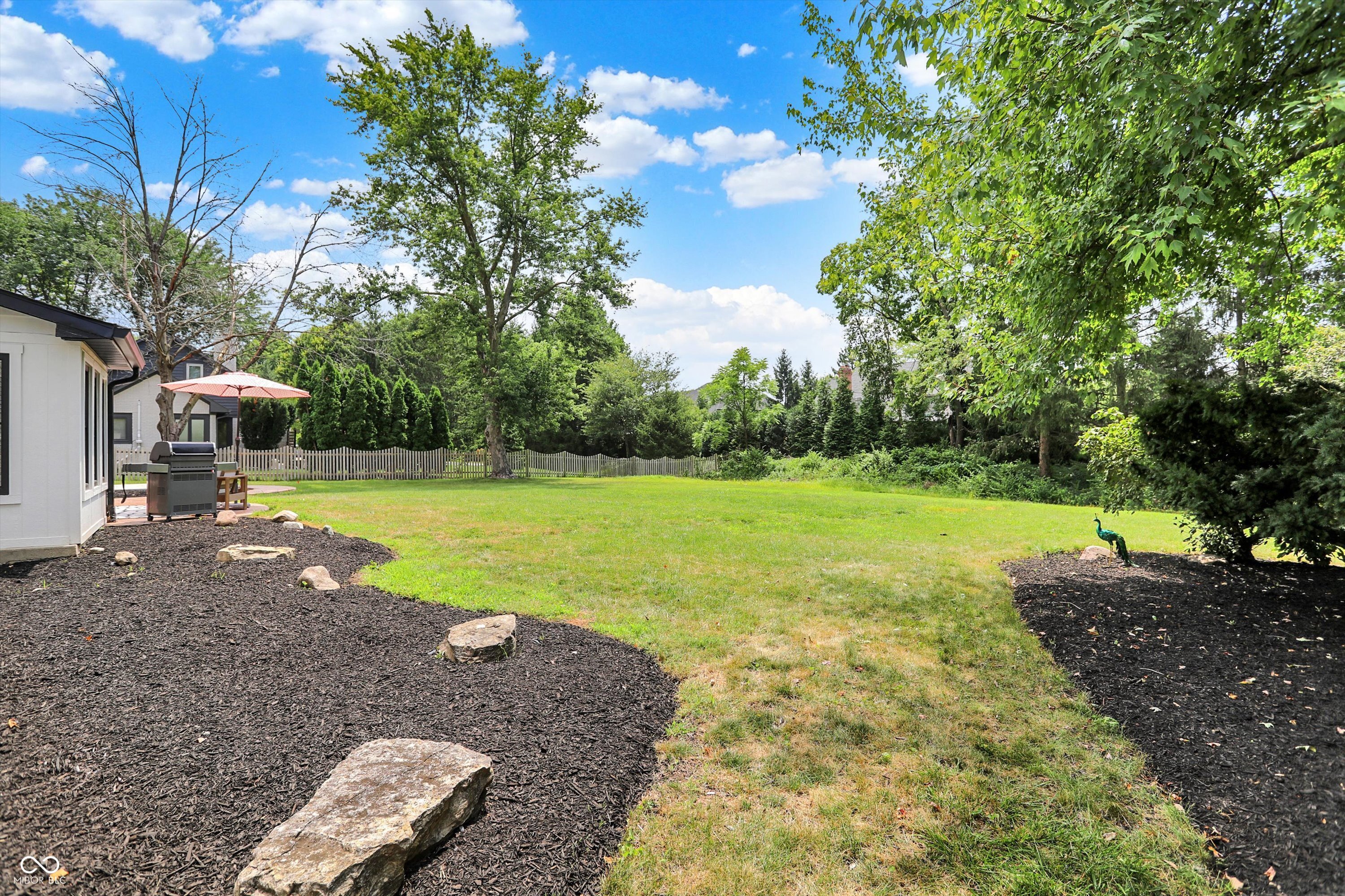 5091 Woodfield Drive