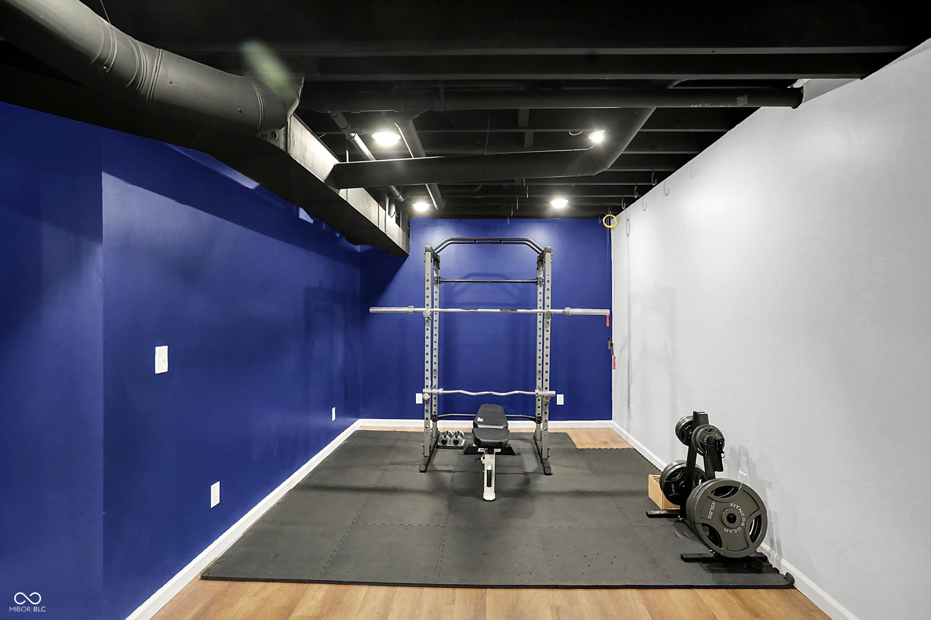 5091 Woodfield Drive