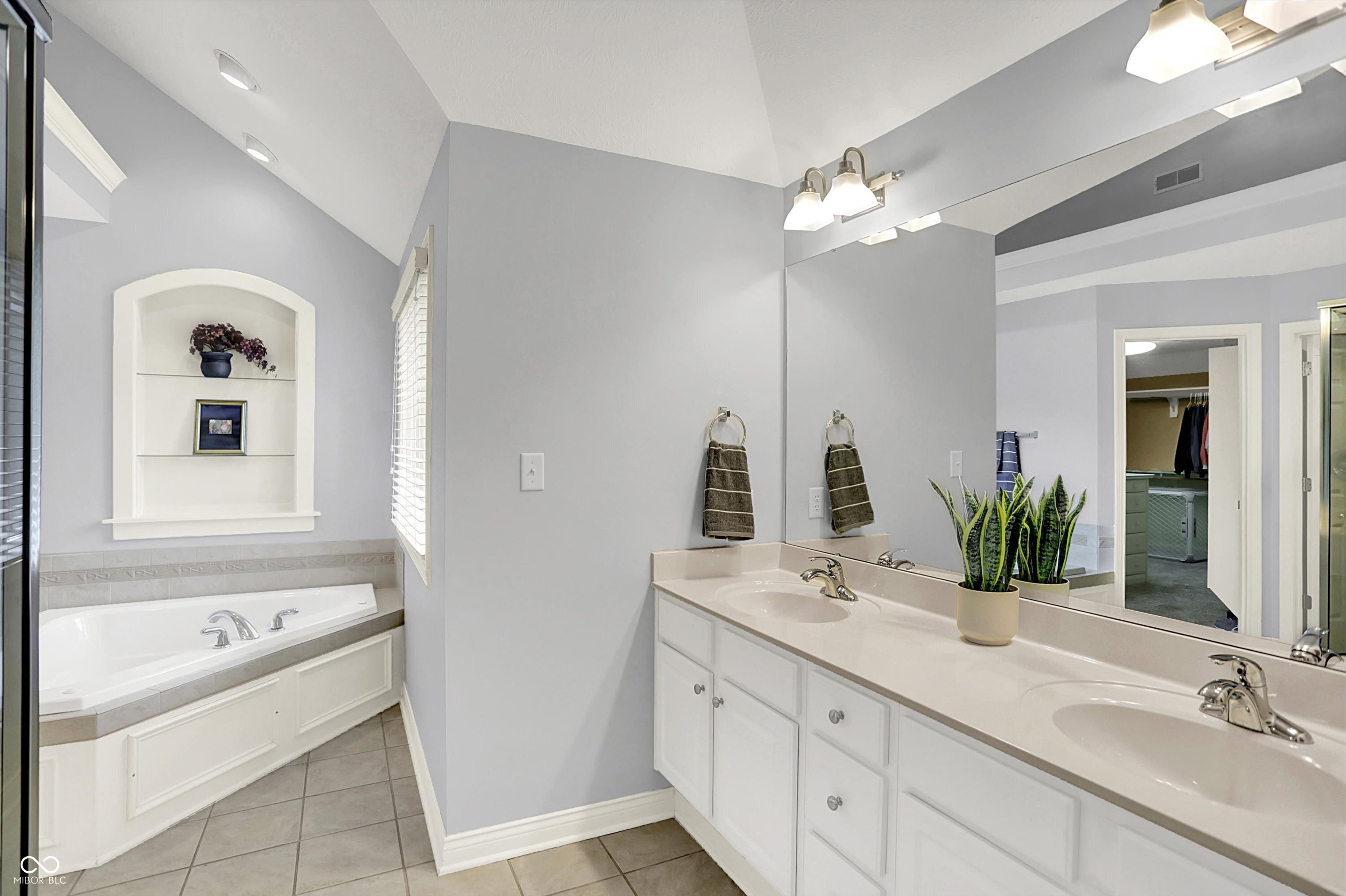 9811 Buttondown Lane