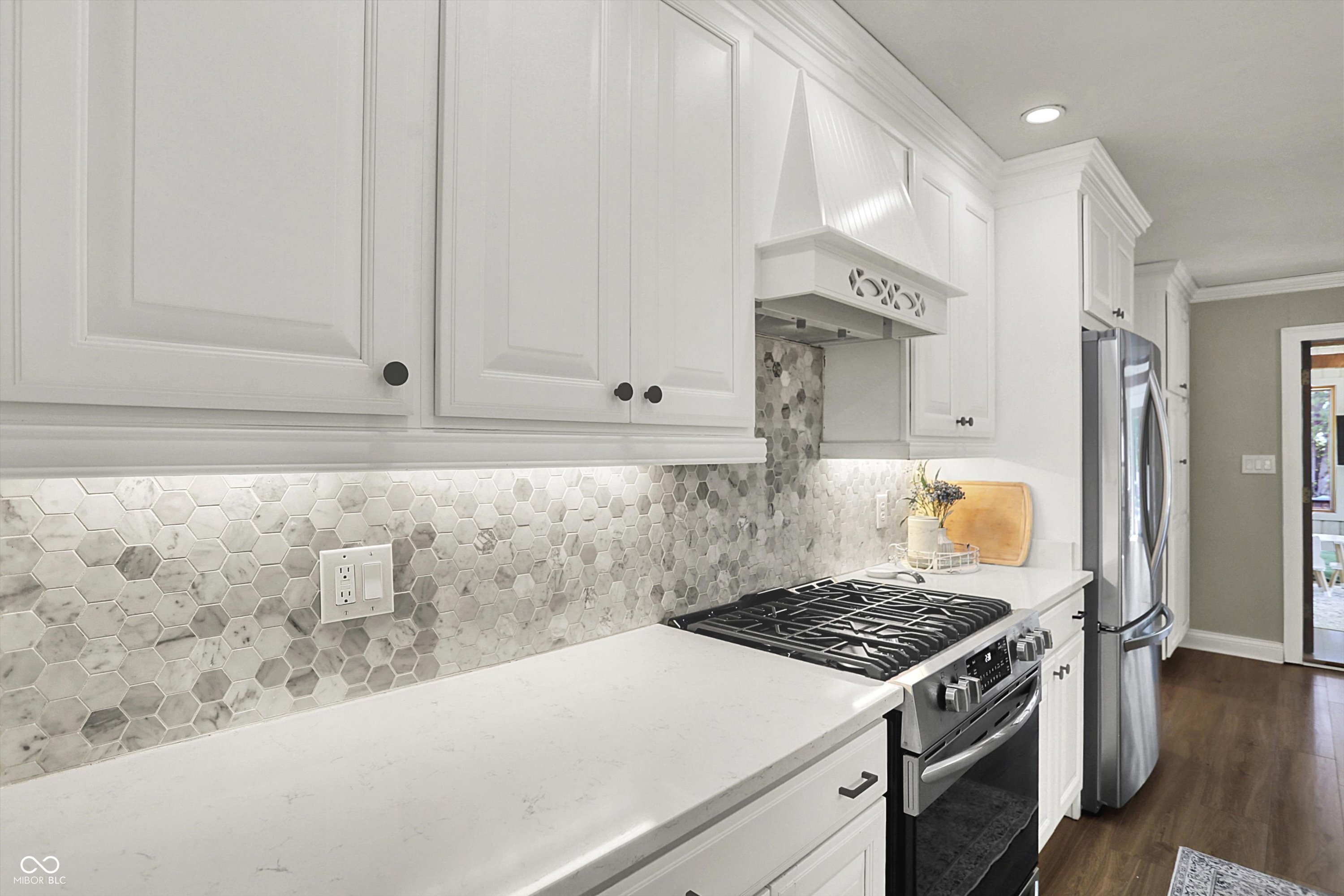 10913 Pleasantview Drive