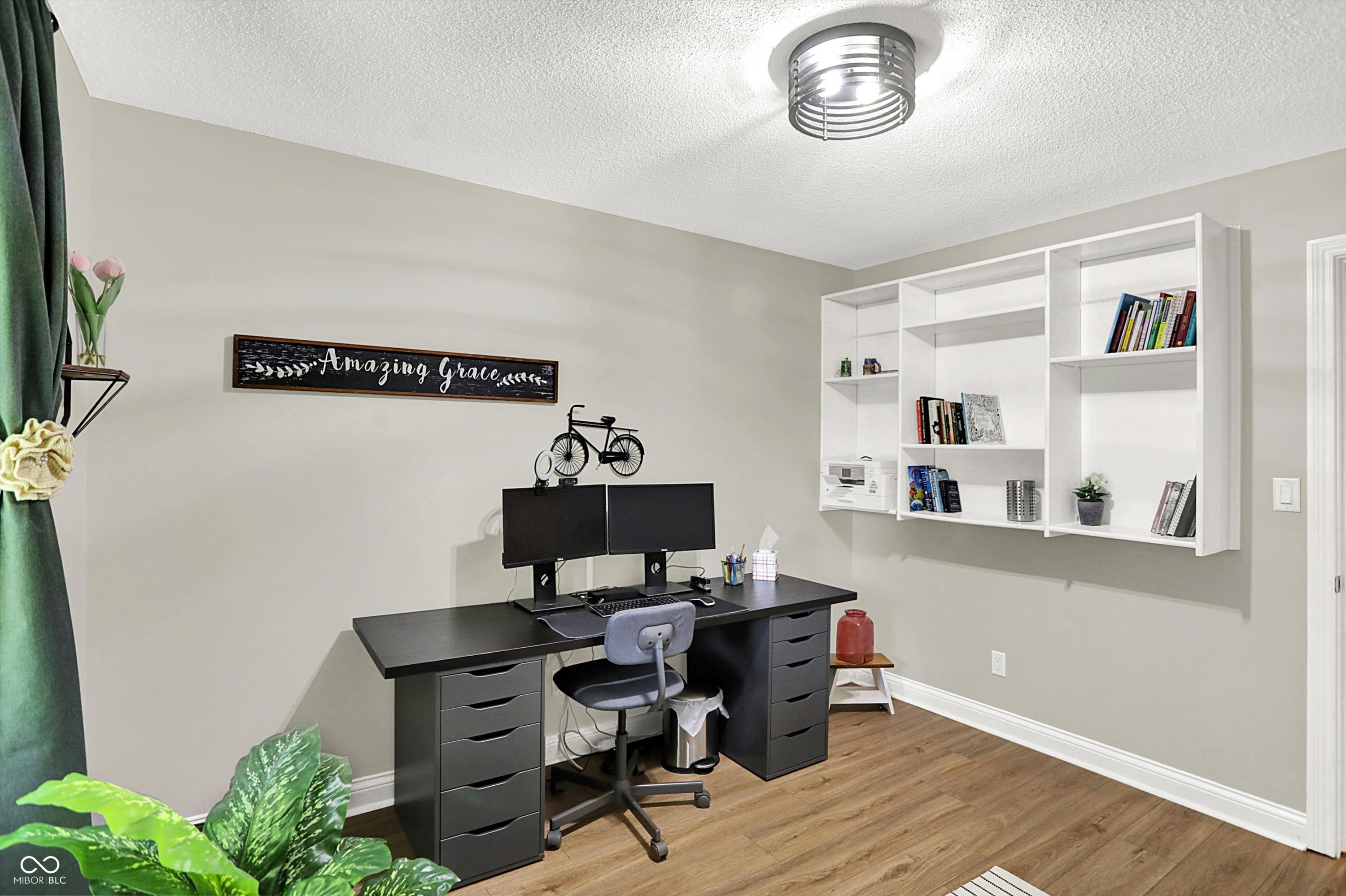 10913 Pleasantview Drive