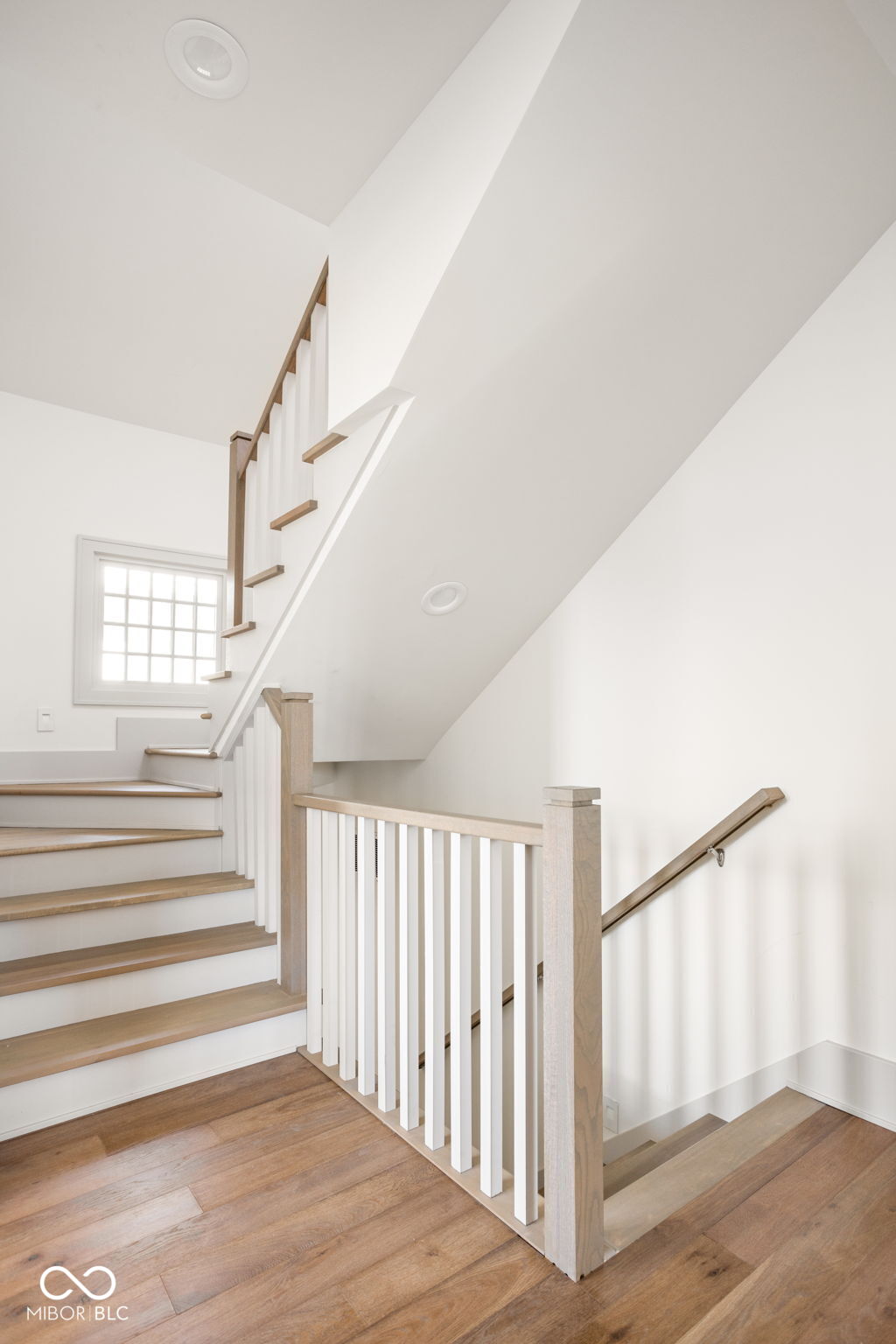 2435 N College Avenue