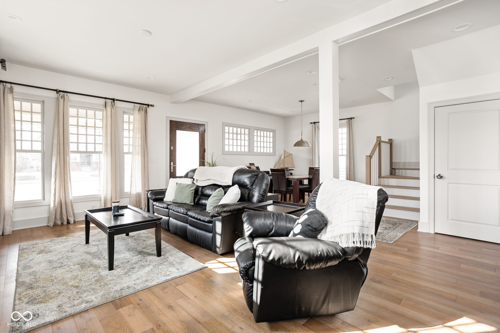 2435 N College Avenue