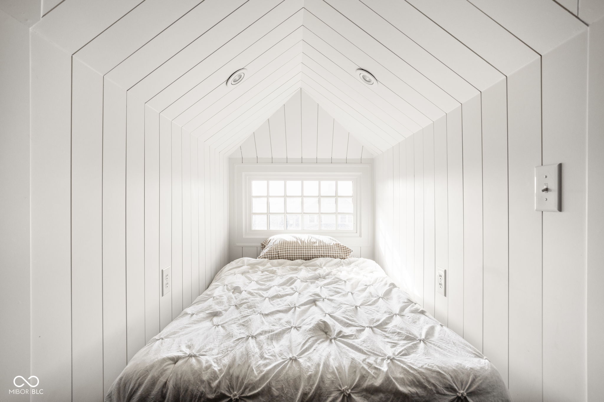 2435 N College Avenue