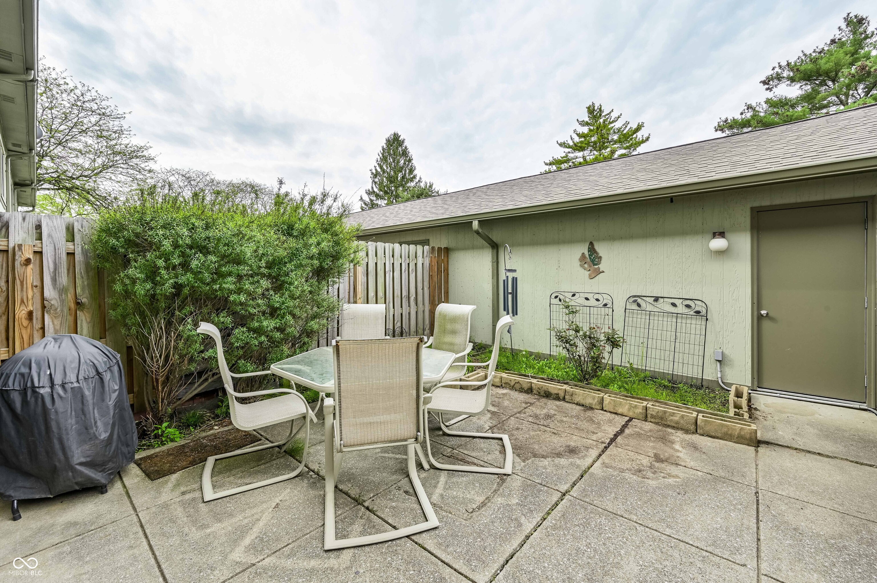 5250 Whisperwood Lane Unit: 0