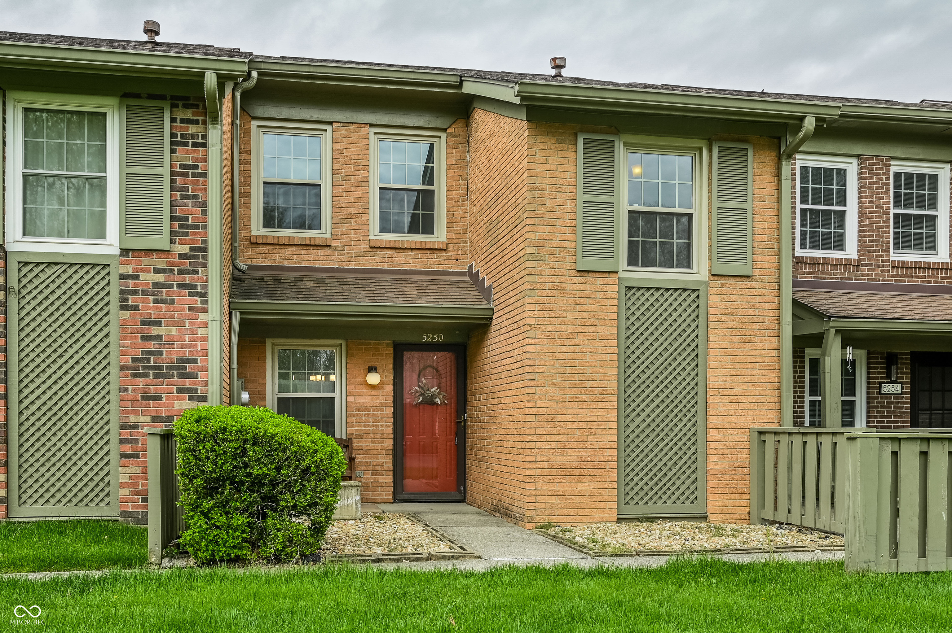 5250 Whisperwood Lane Unit: 0