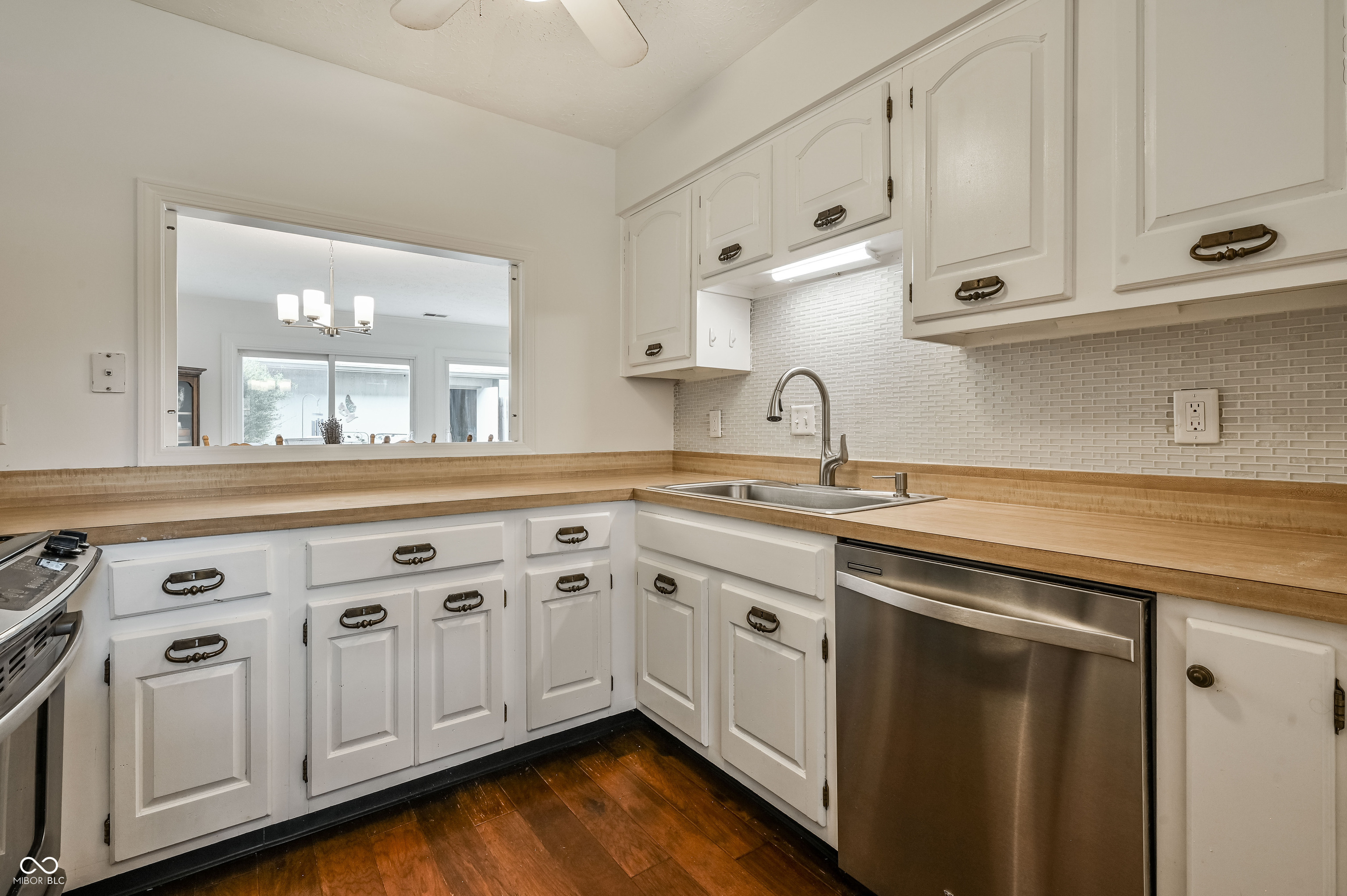 5250 Whisperwood Lane Unit: 0