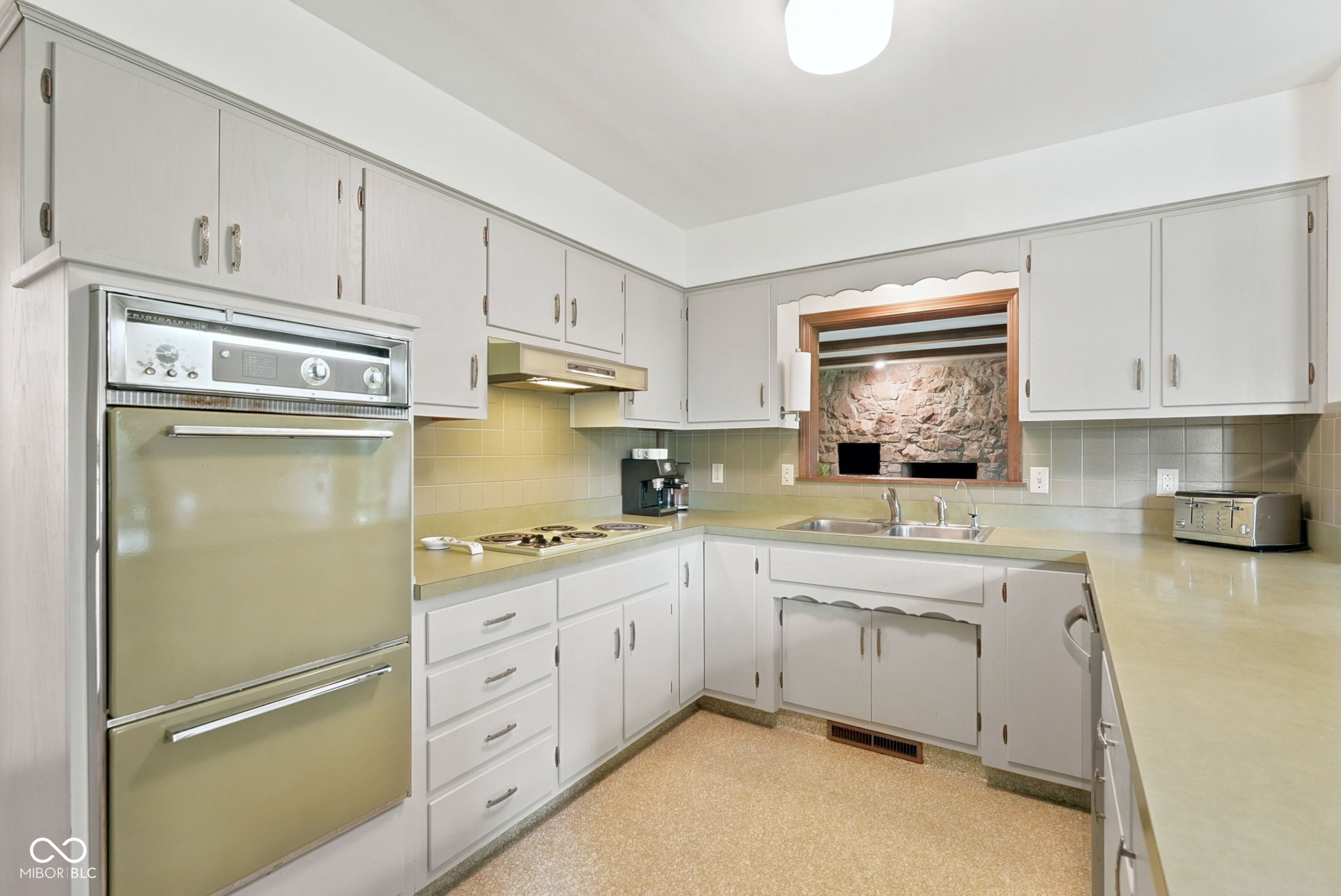 7631 Brookview Lane