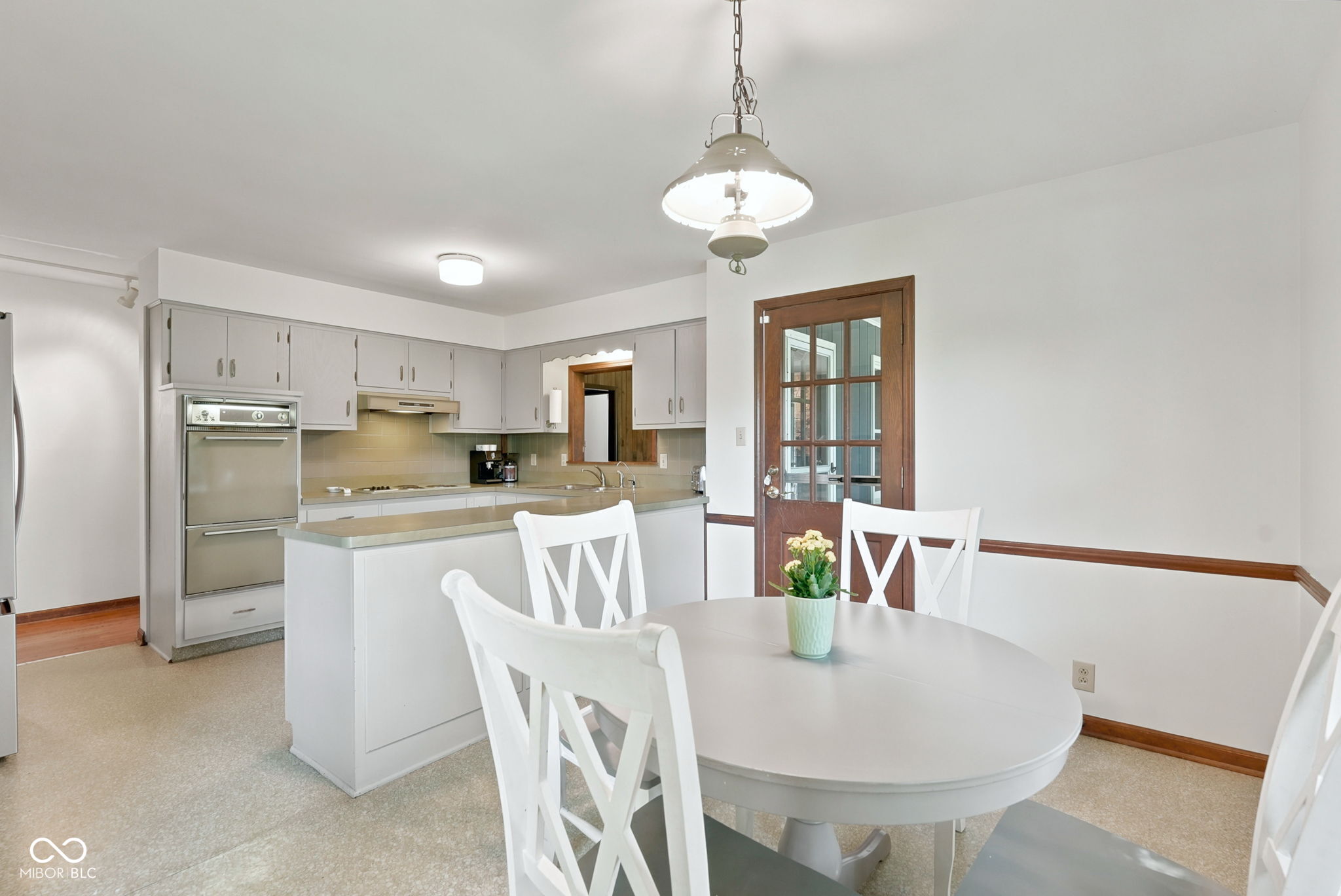 7631 Brookview Lane