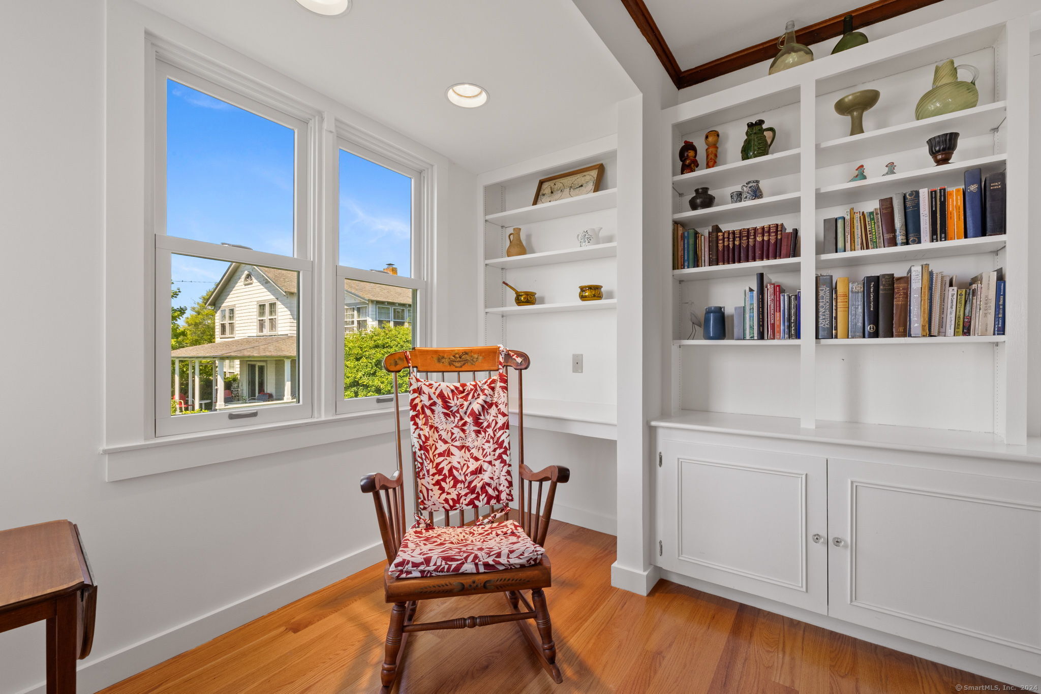 152 Overshores Drive East