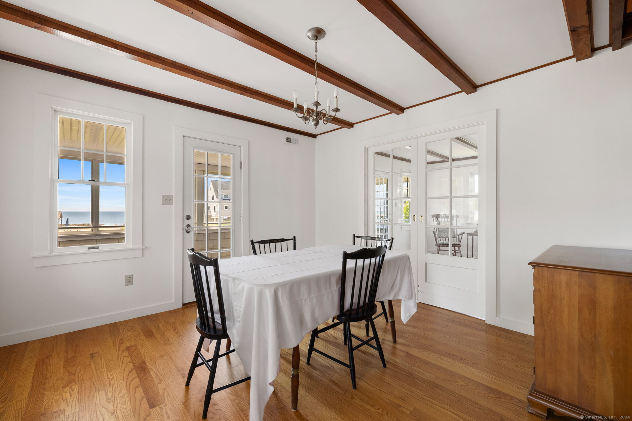 152 Overshores Drive East
