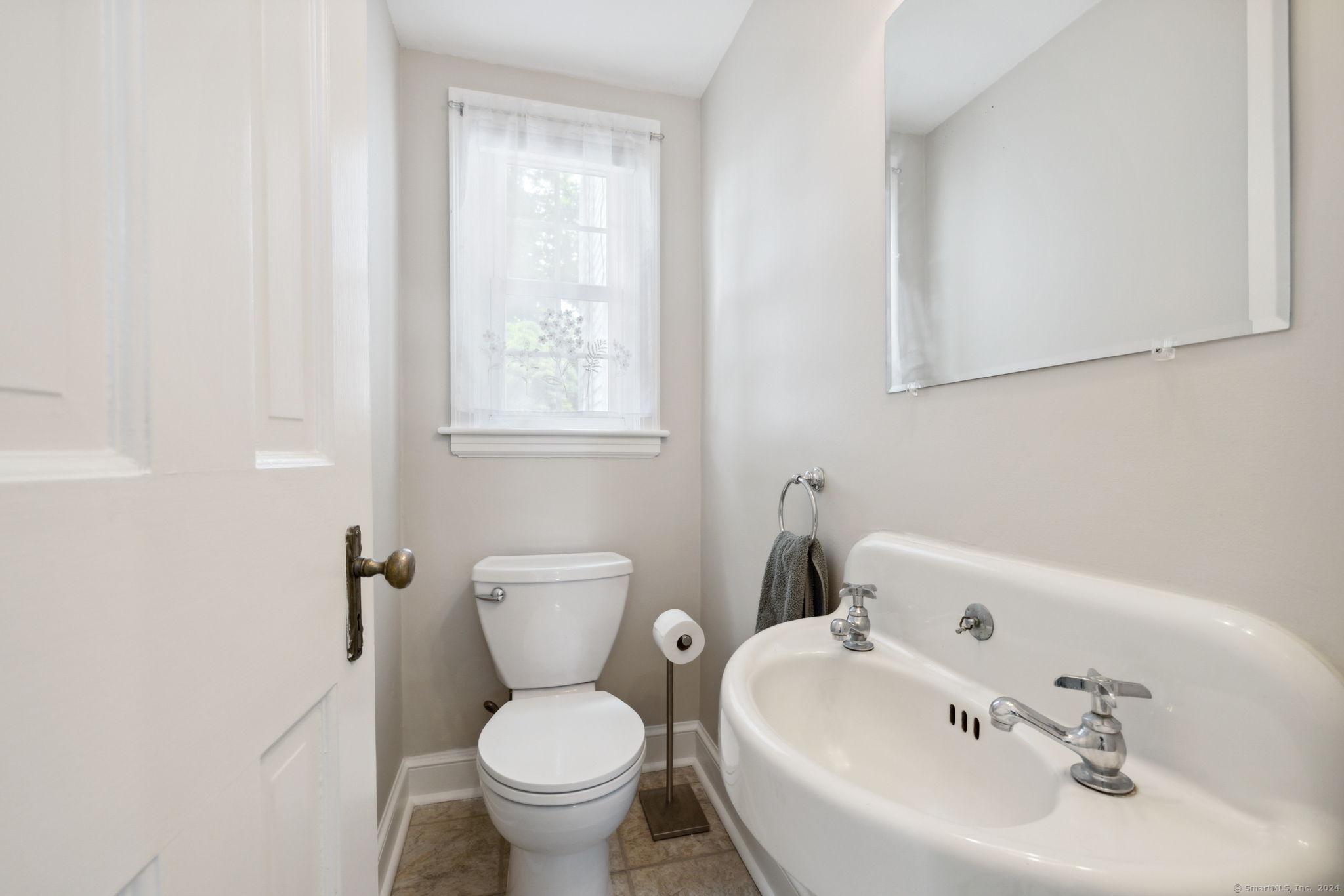 29 Knollwood Road