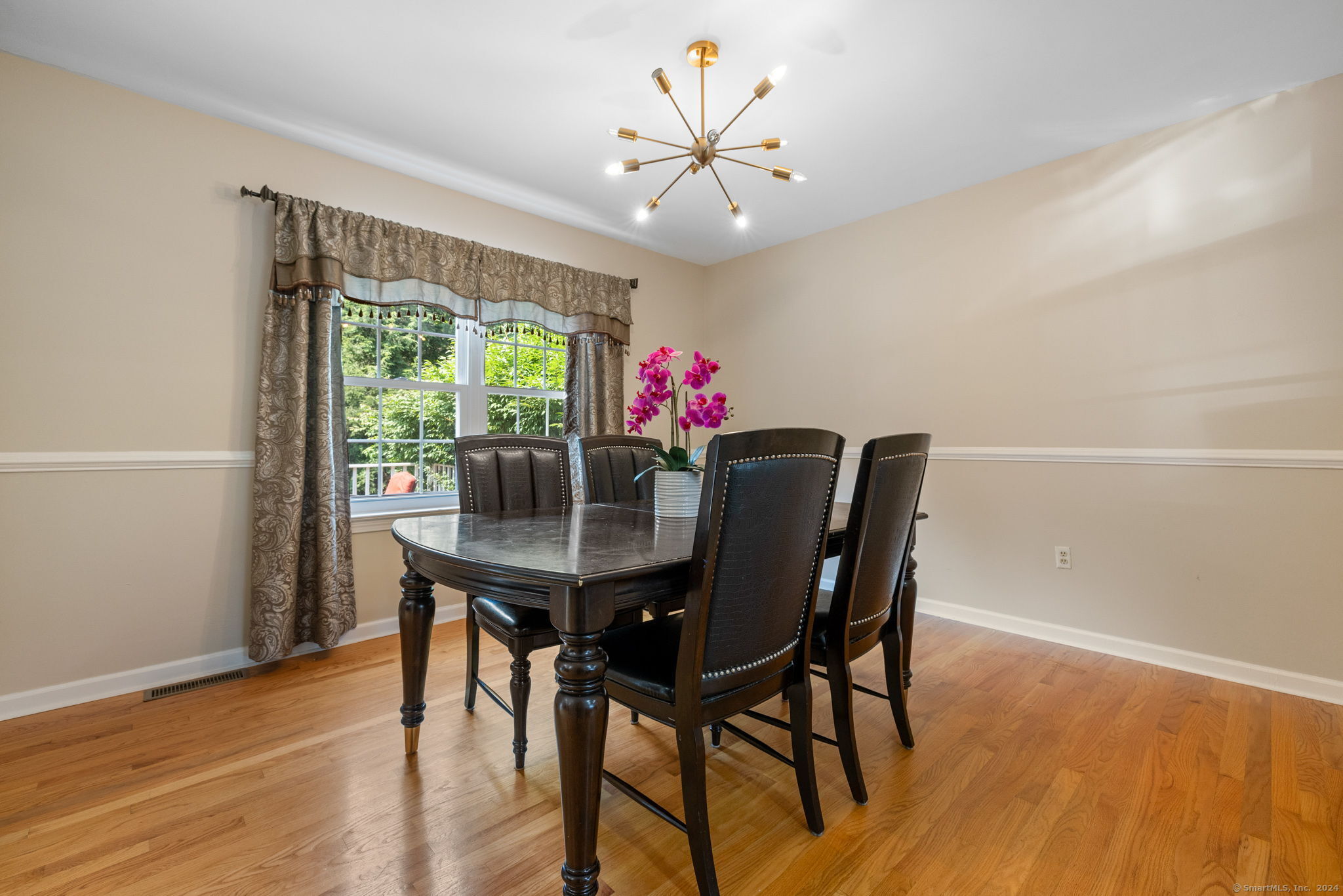 21 Brentwood Drive