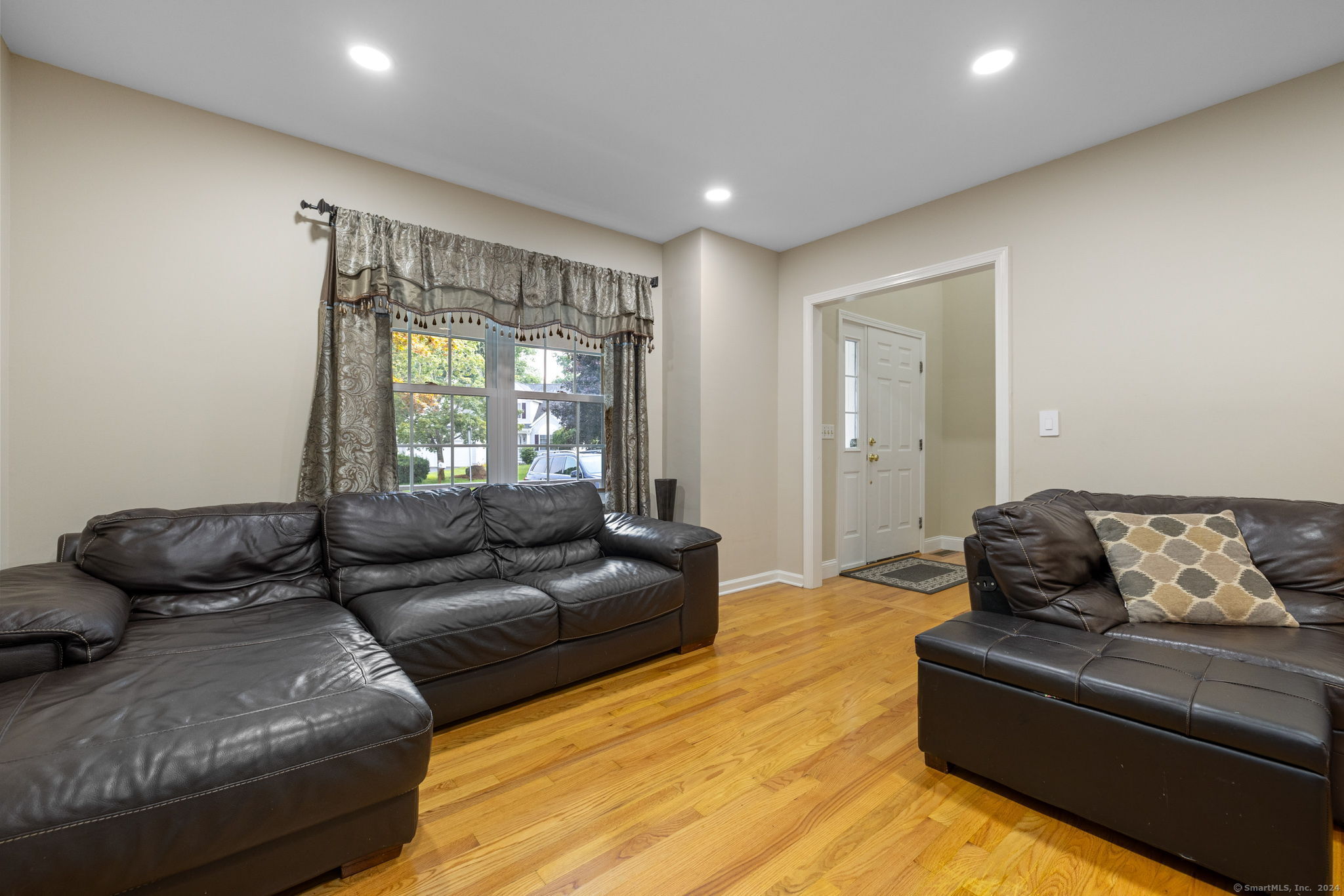 21 Brentwood Drive