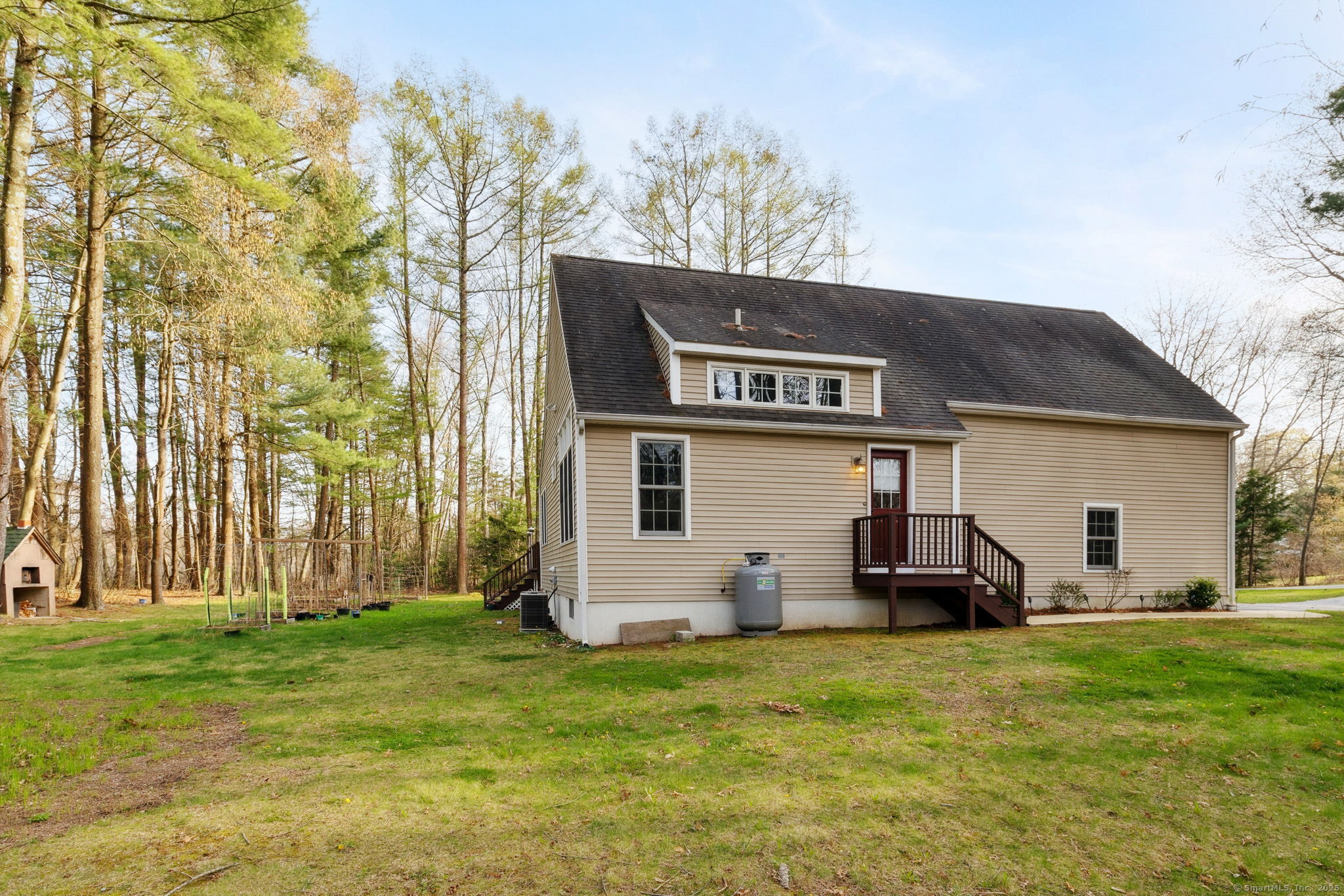 76 Horse Pond Road