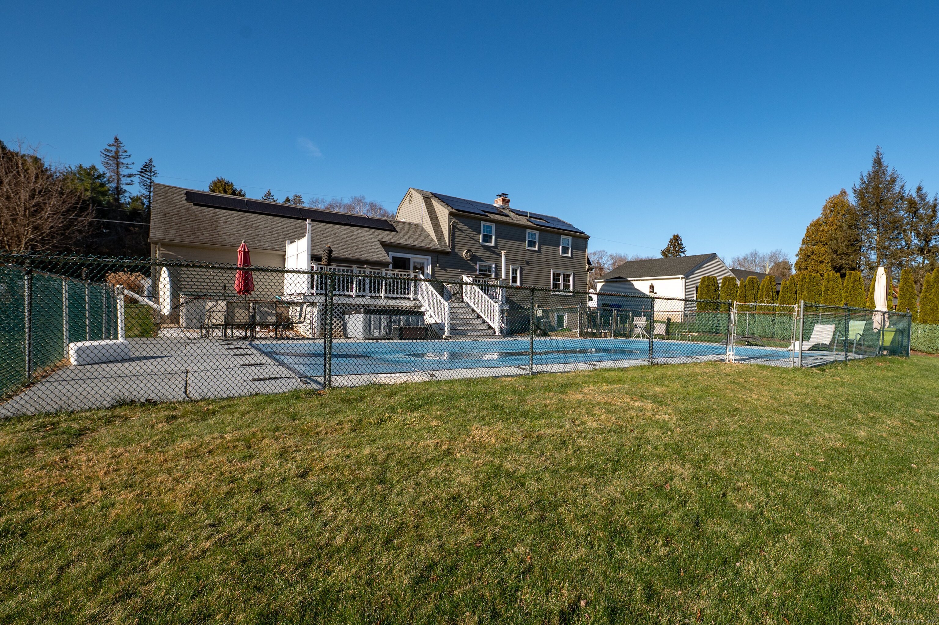 330 Stonegate Road