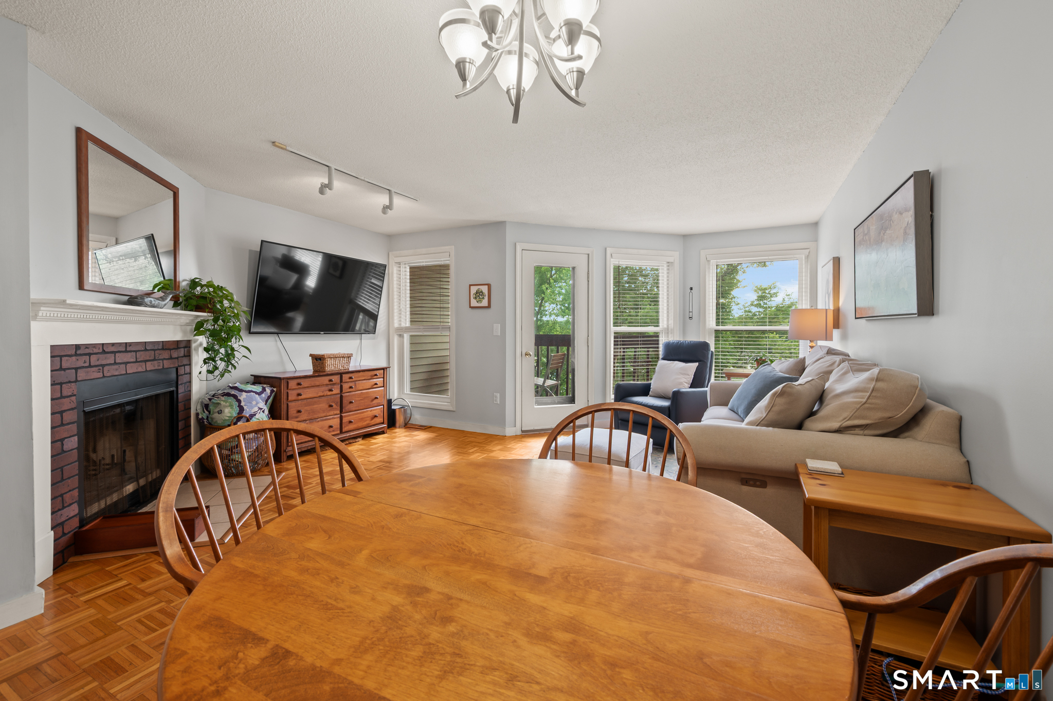 241 South Water Street Unit: 18