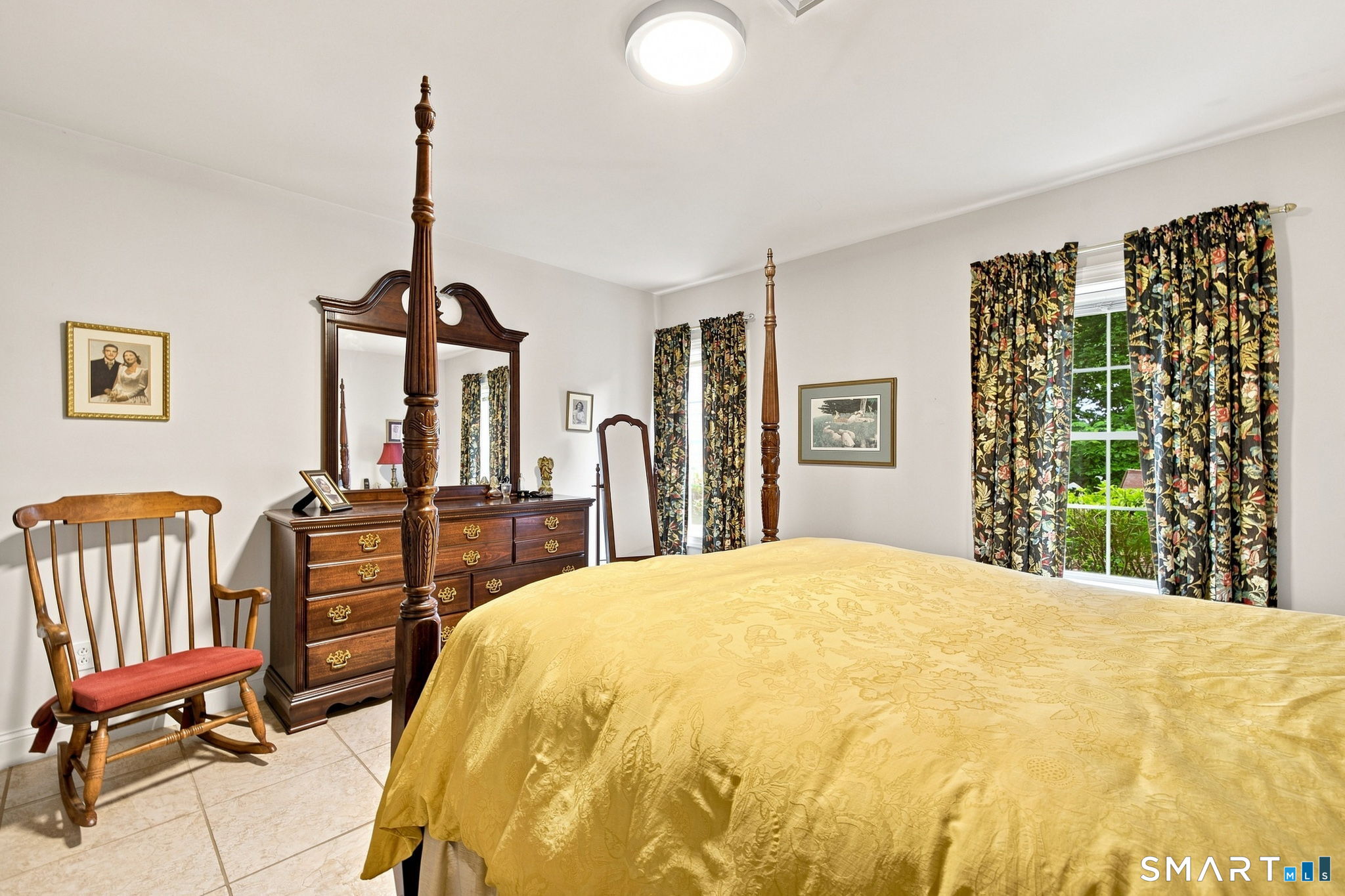 606 Congdon Street West Unit: 6
