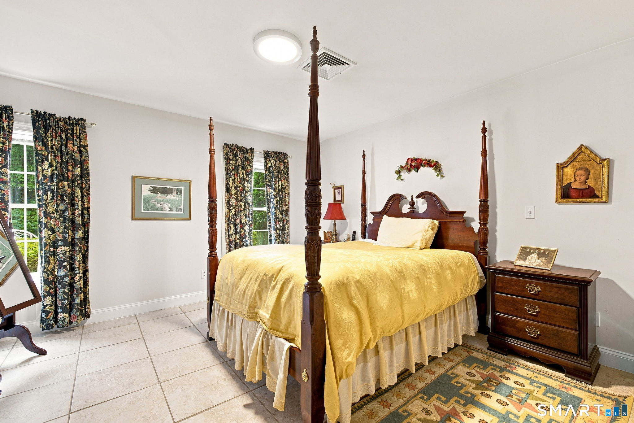 606 Congdon Street West Unit: 6