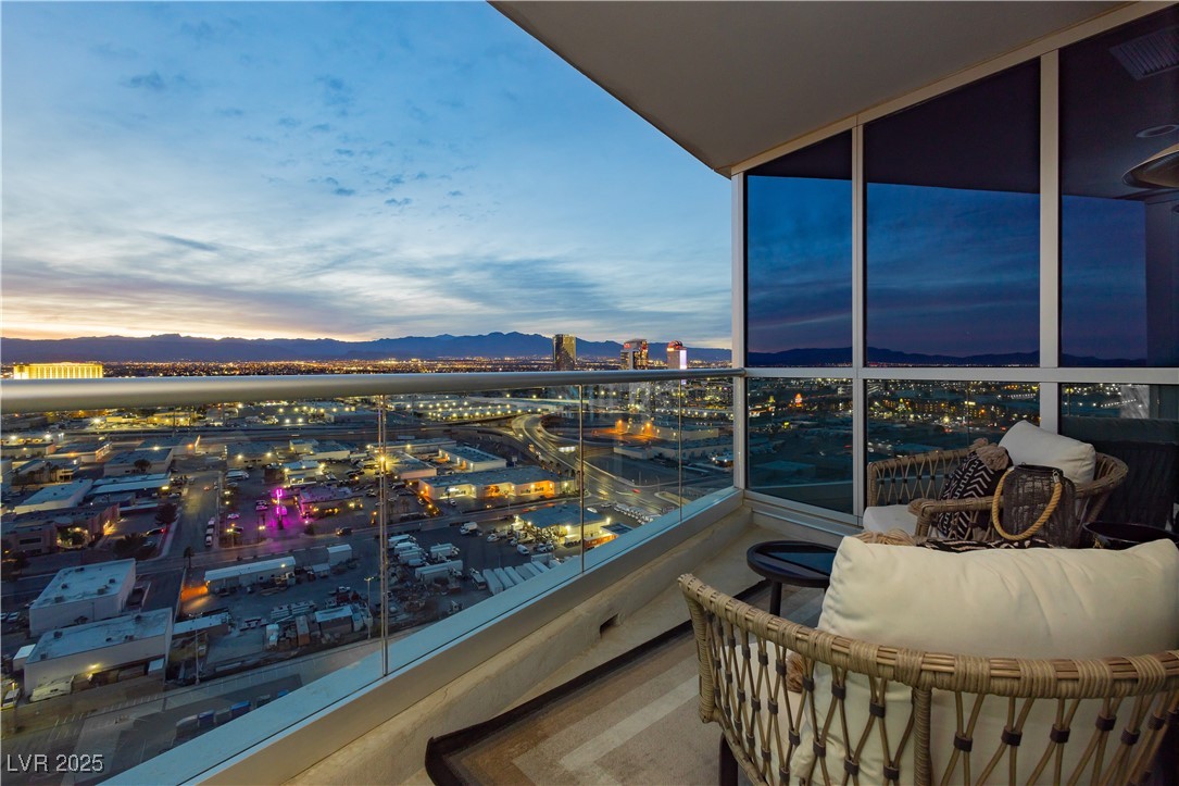 4575 Dean Martin Drive 2400