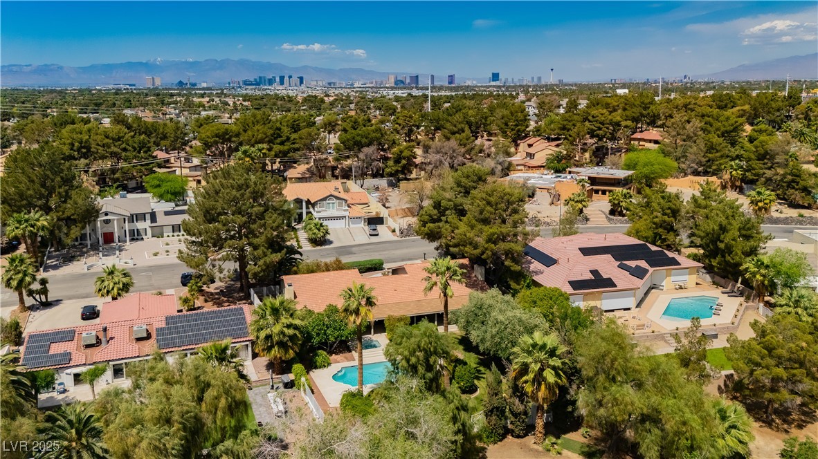 3007 La Mesa Drive