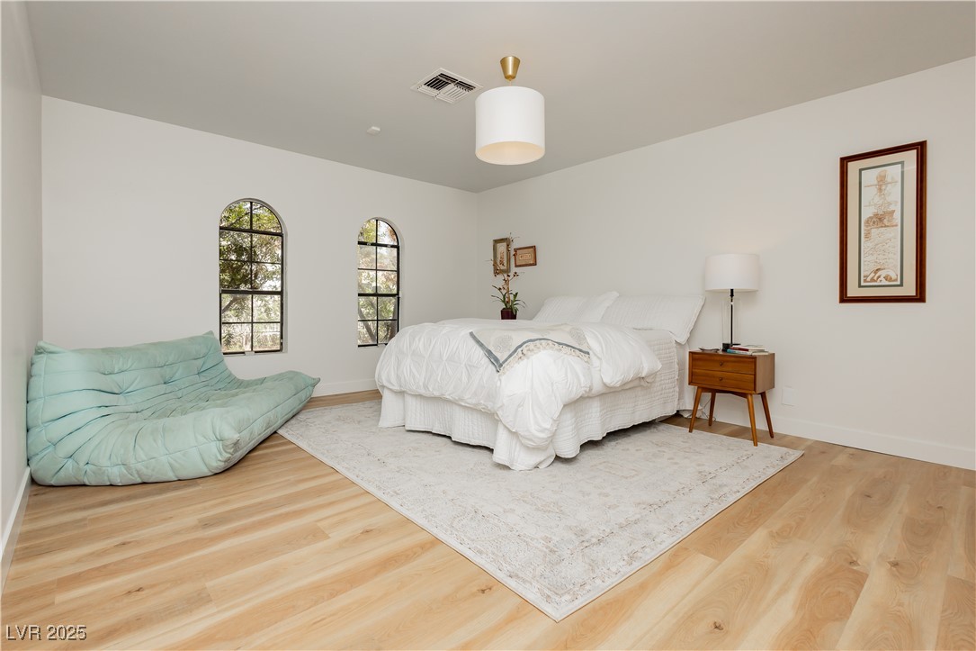 3007 La Mesa Drive