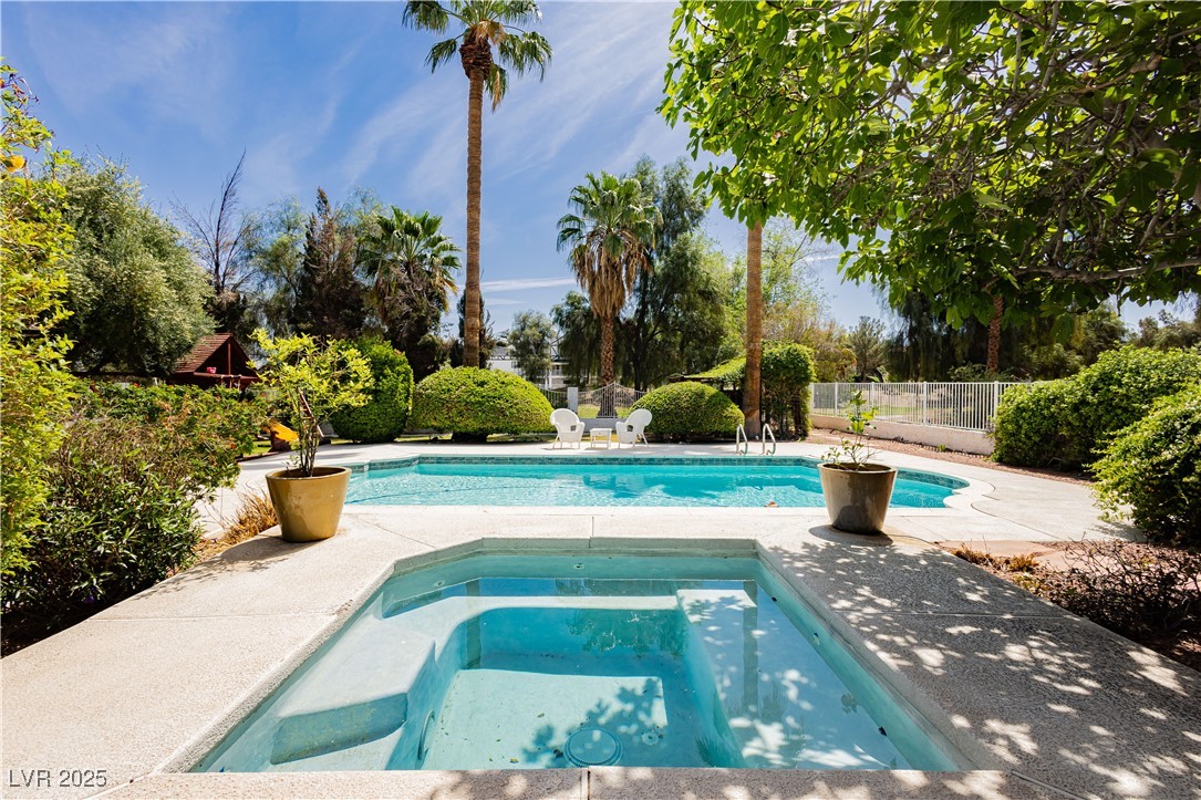 3007 La Mesa Drive