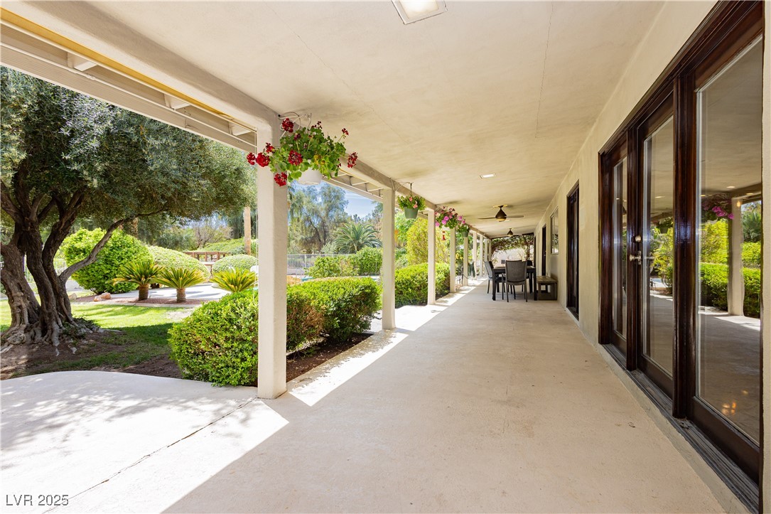 3007 La Mesa Drive