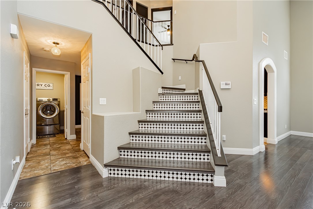 9039 Sandy Slate Way