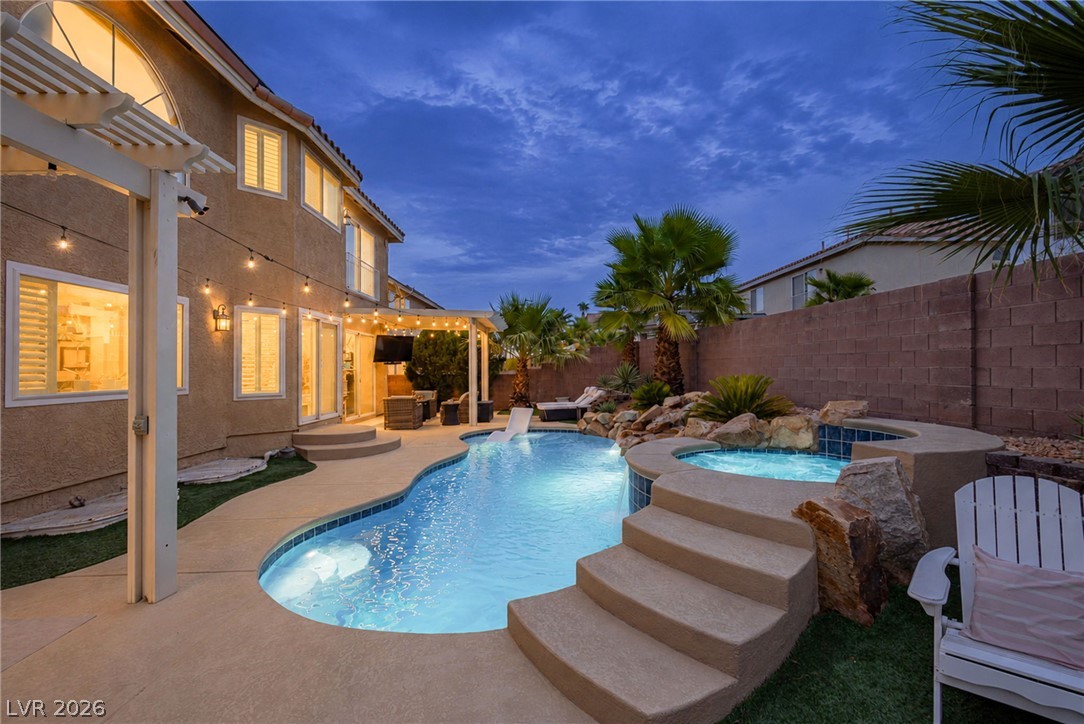 6707 Zephyr Wind Avenue