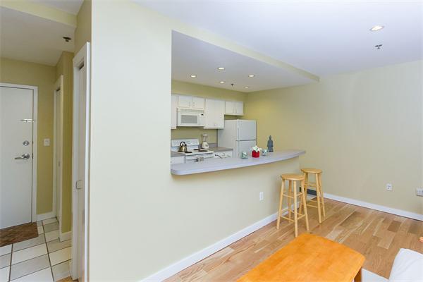 534 Commonwealth Ave # 5C