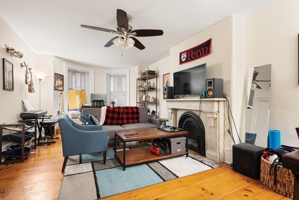 28 Dartmouth Street # 1