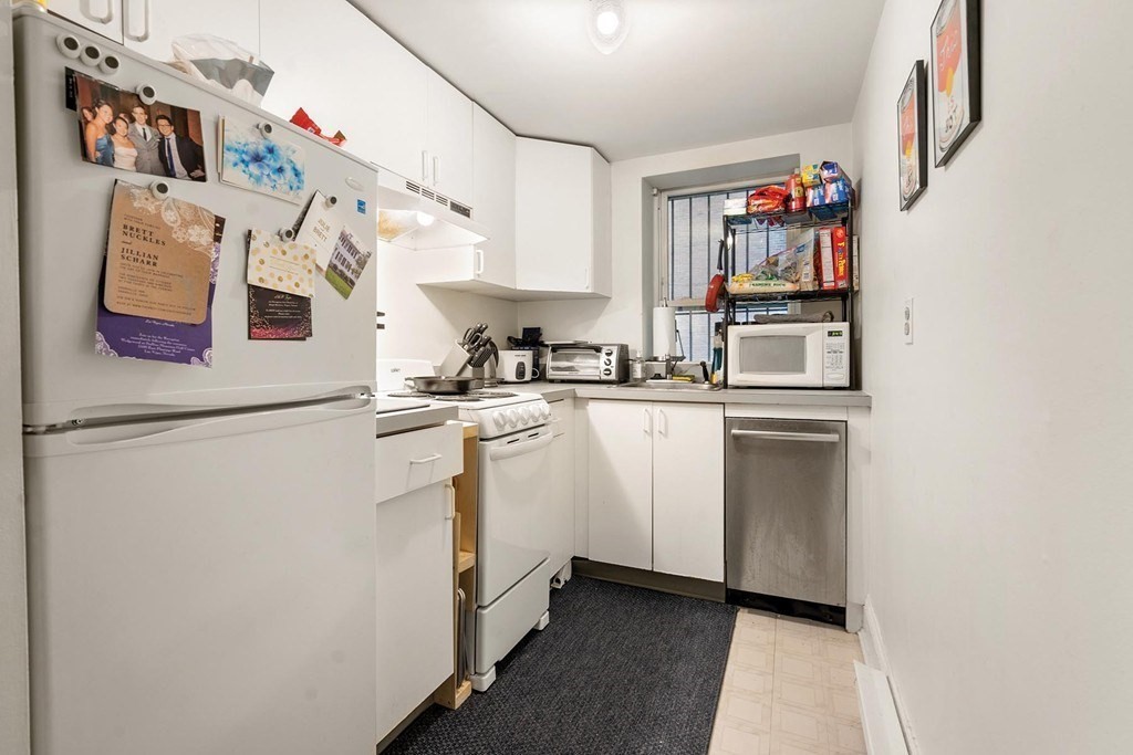 28 Dartmouth Street # 1