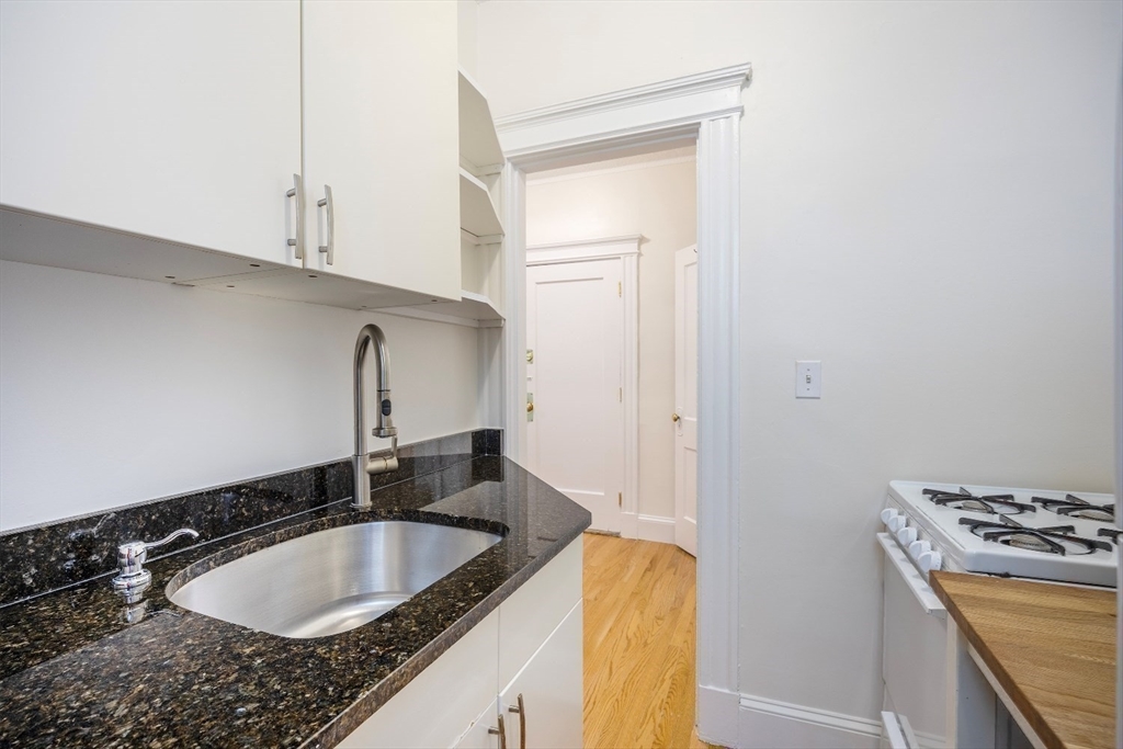 11 Park Drive # 7