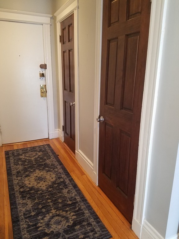 60 Queensberry Street # 17